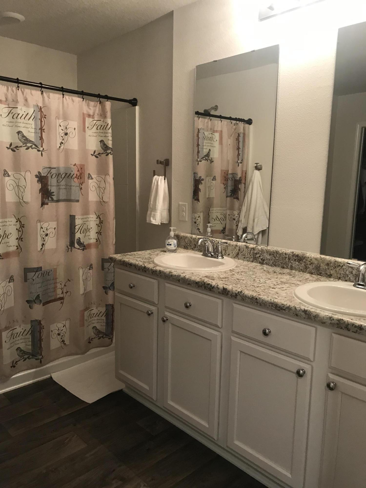 MONTICELLO ESTATES - Residential Lease