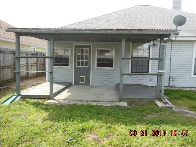 SUMMER HILLS - Residential Lease