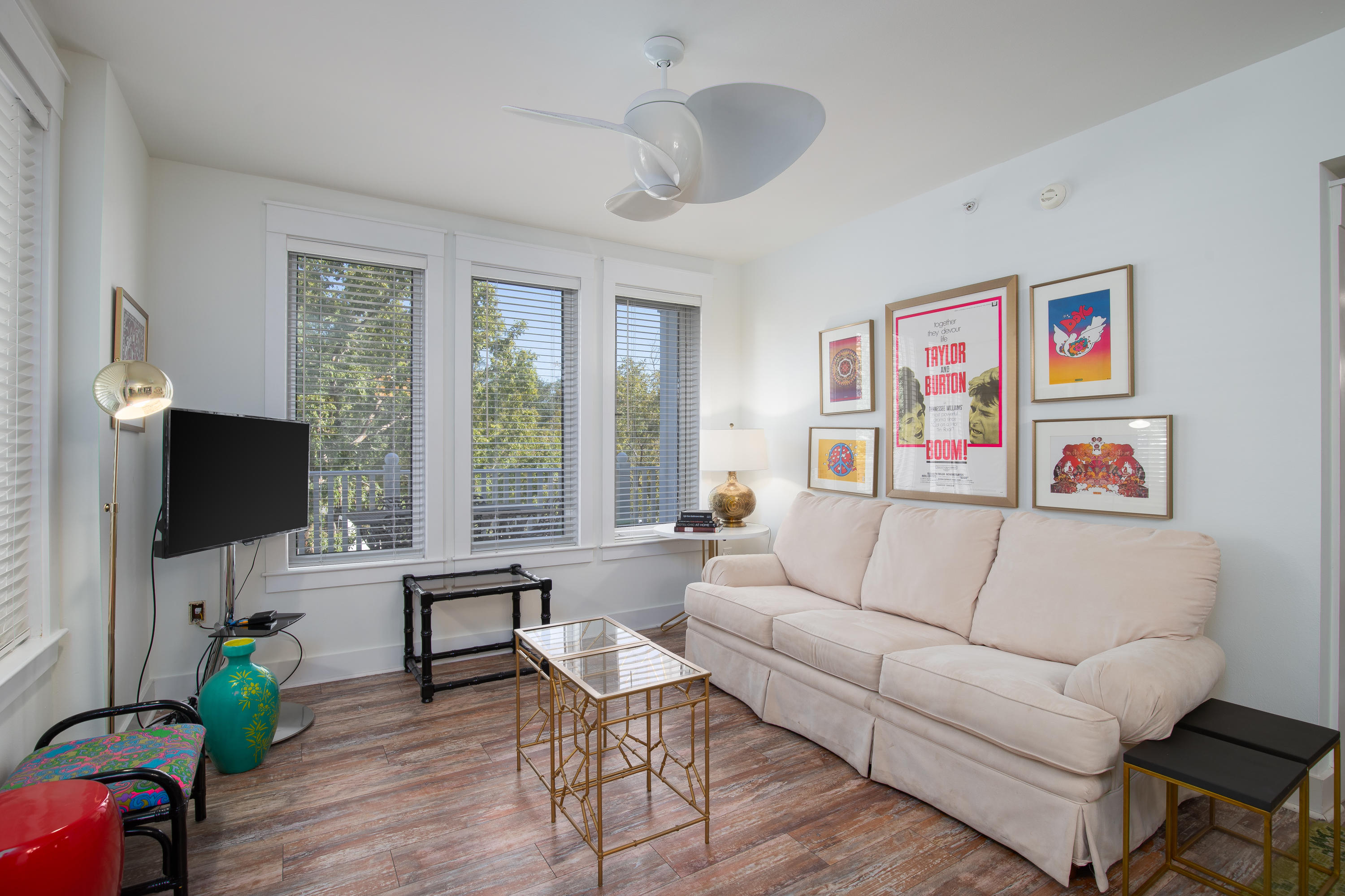 OBSERVATION POINT - Residential