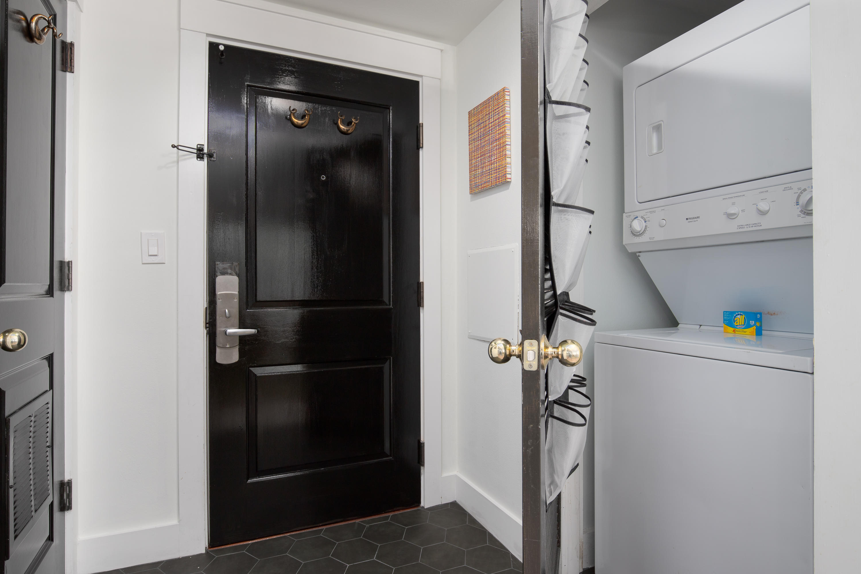 OBSERVATION POINT - Residential