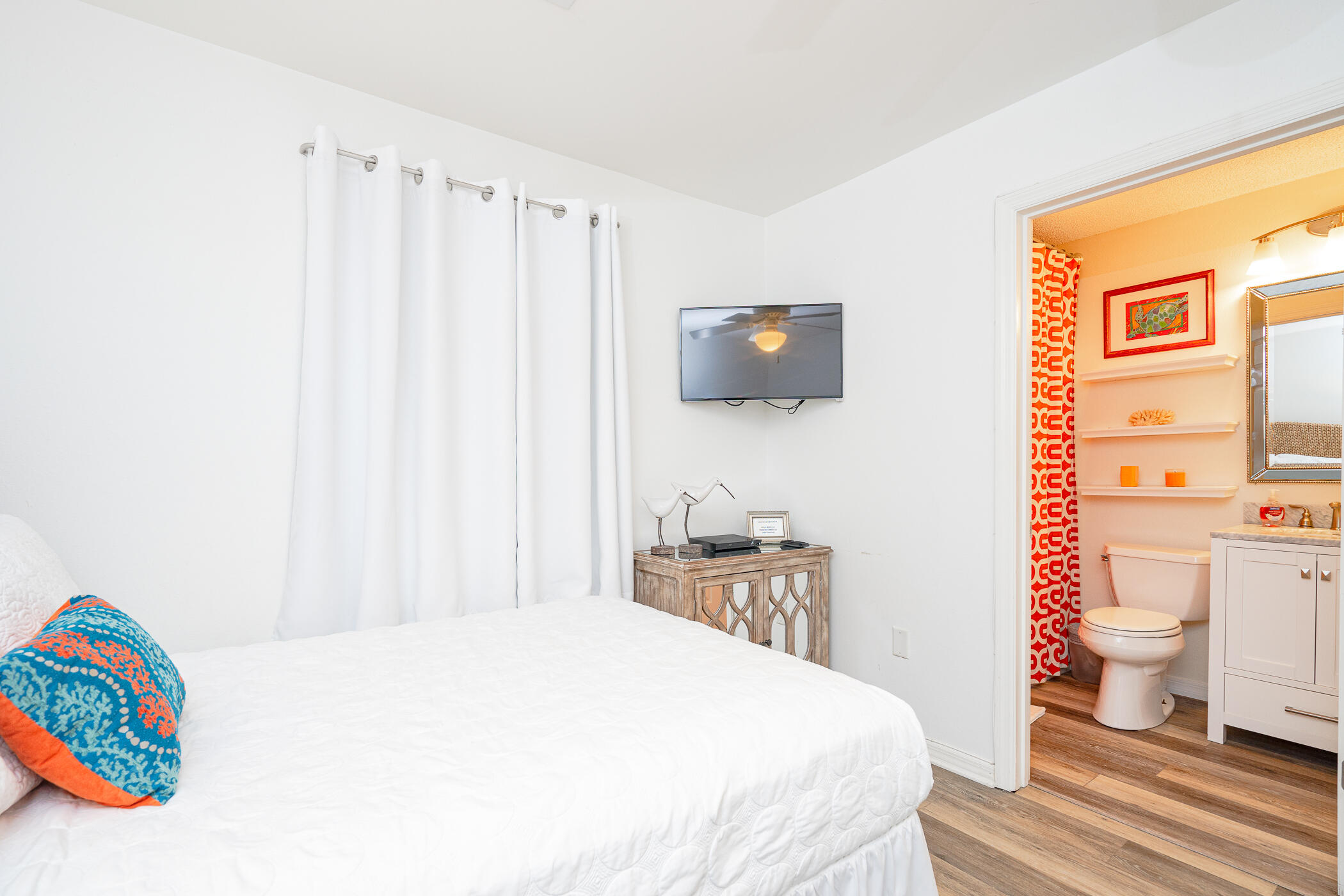 BEACHSIDE VILLAS CONDO - Residential