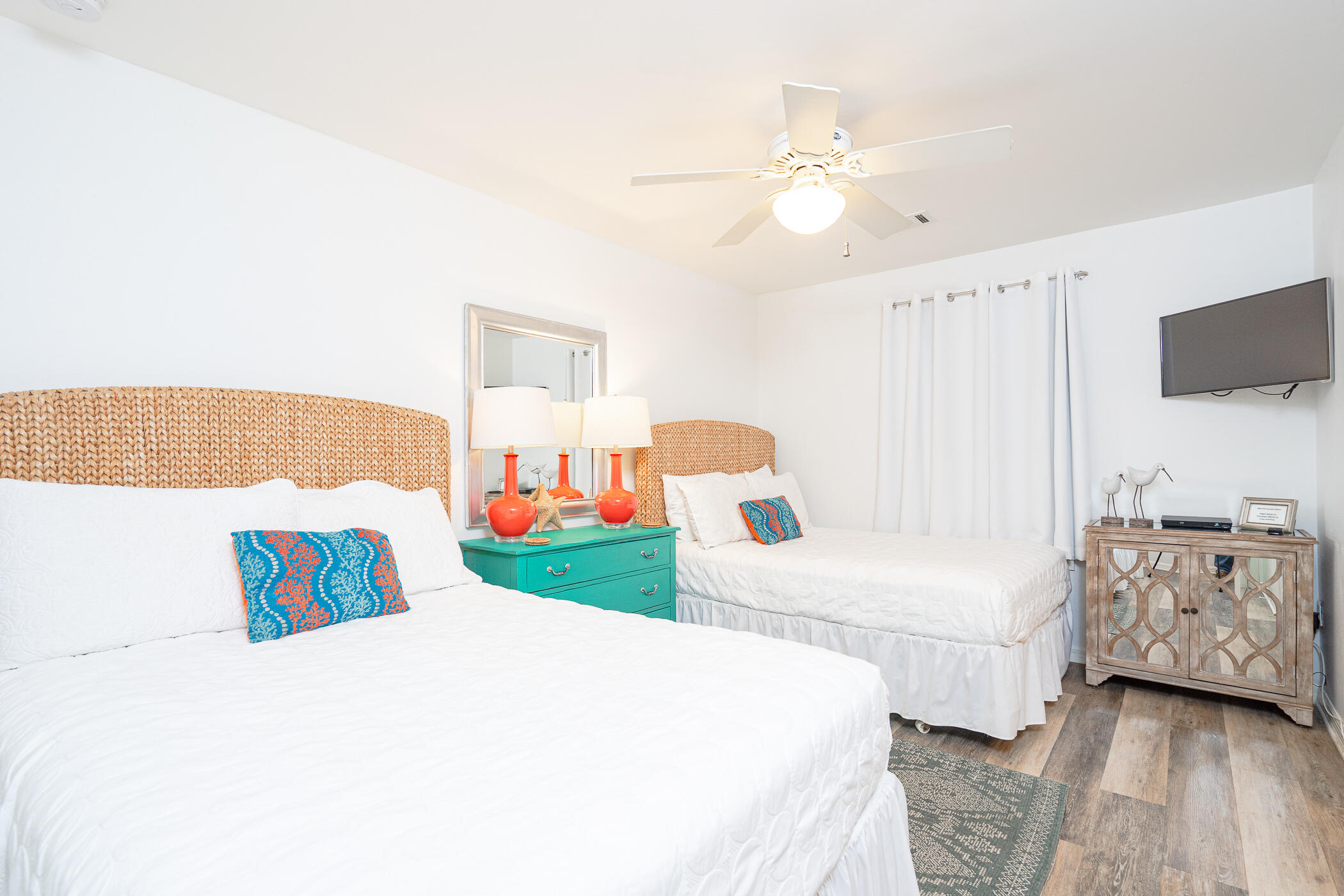 BEACHSIDE VILLAS CONDO - Residential