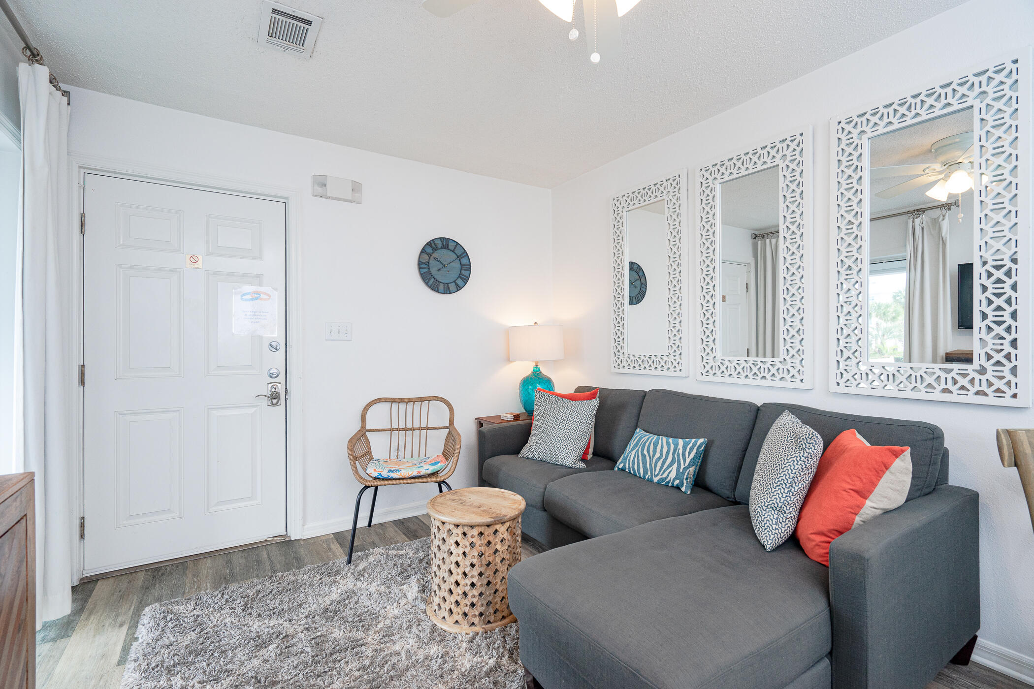 BEACHSIDE VILLAS CONDO - Residential