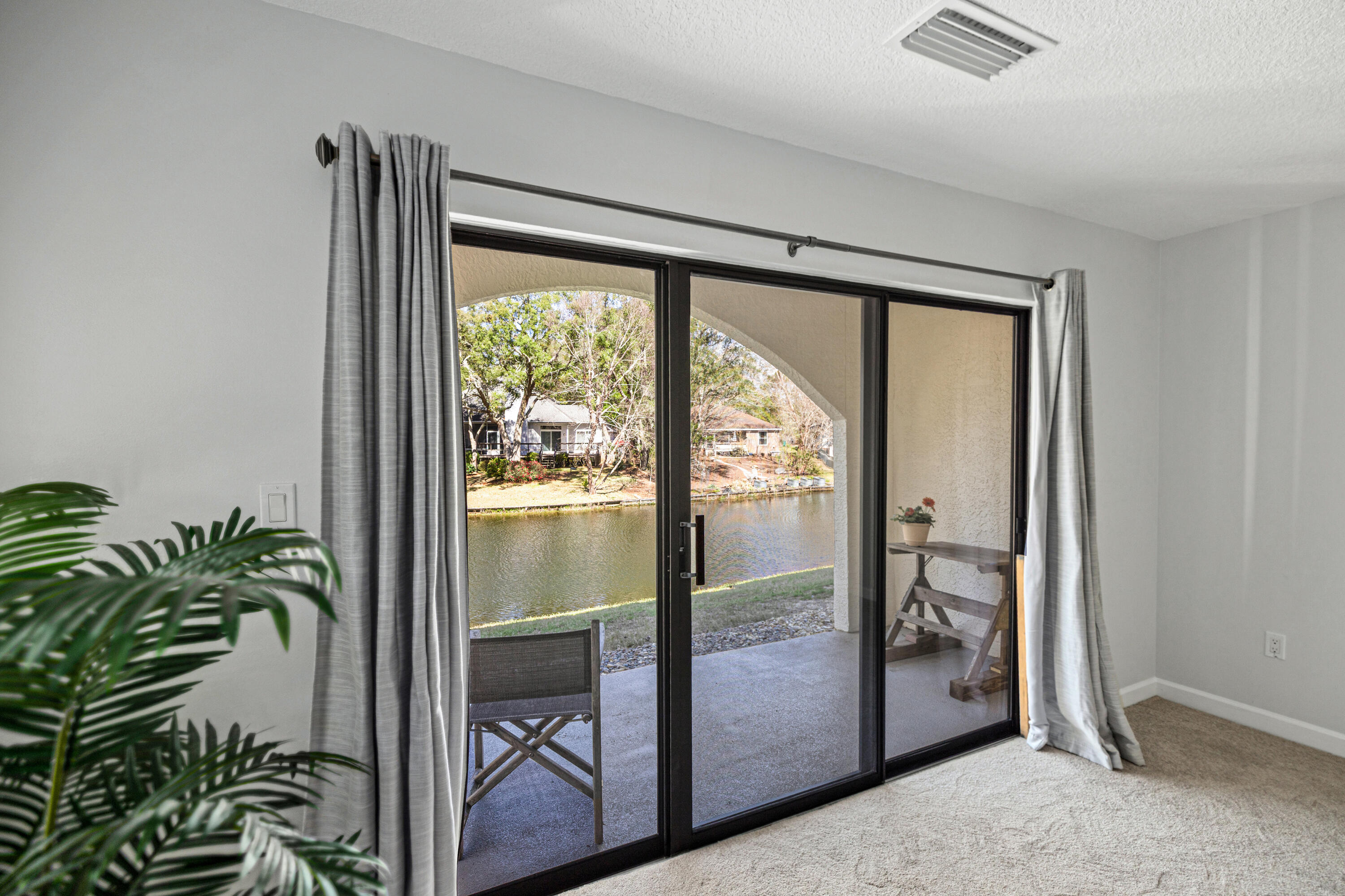 LAKESIDE CONDO AT BLUEWATER BAY - Residential