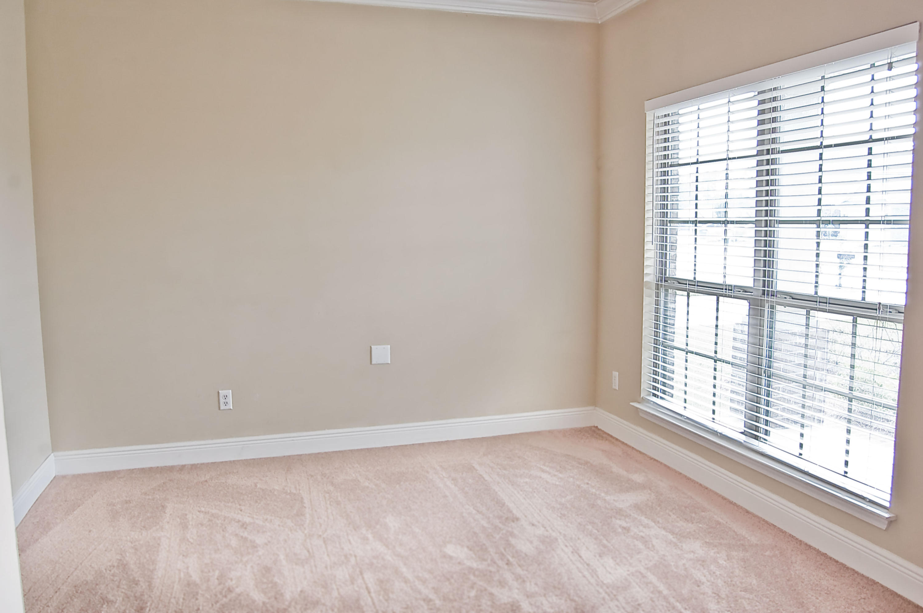 DRIFTWOOD ESTATES - Residential Lease