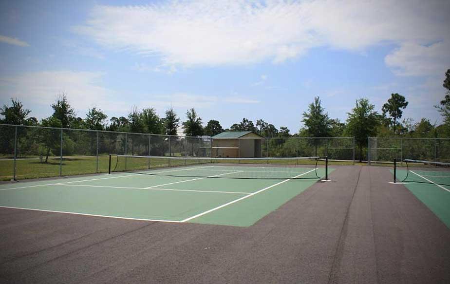 DRIFTWOOD ESTATES - Residential Lease