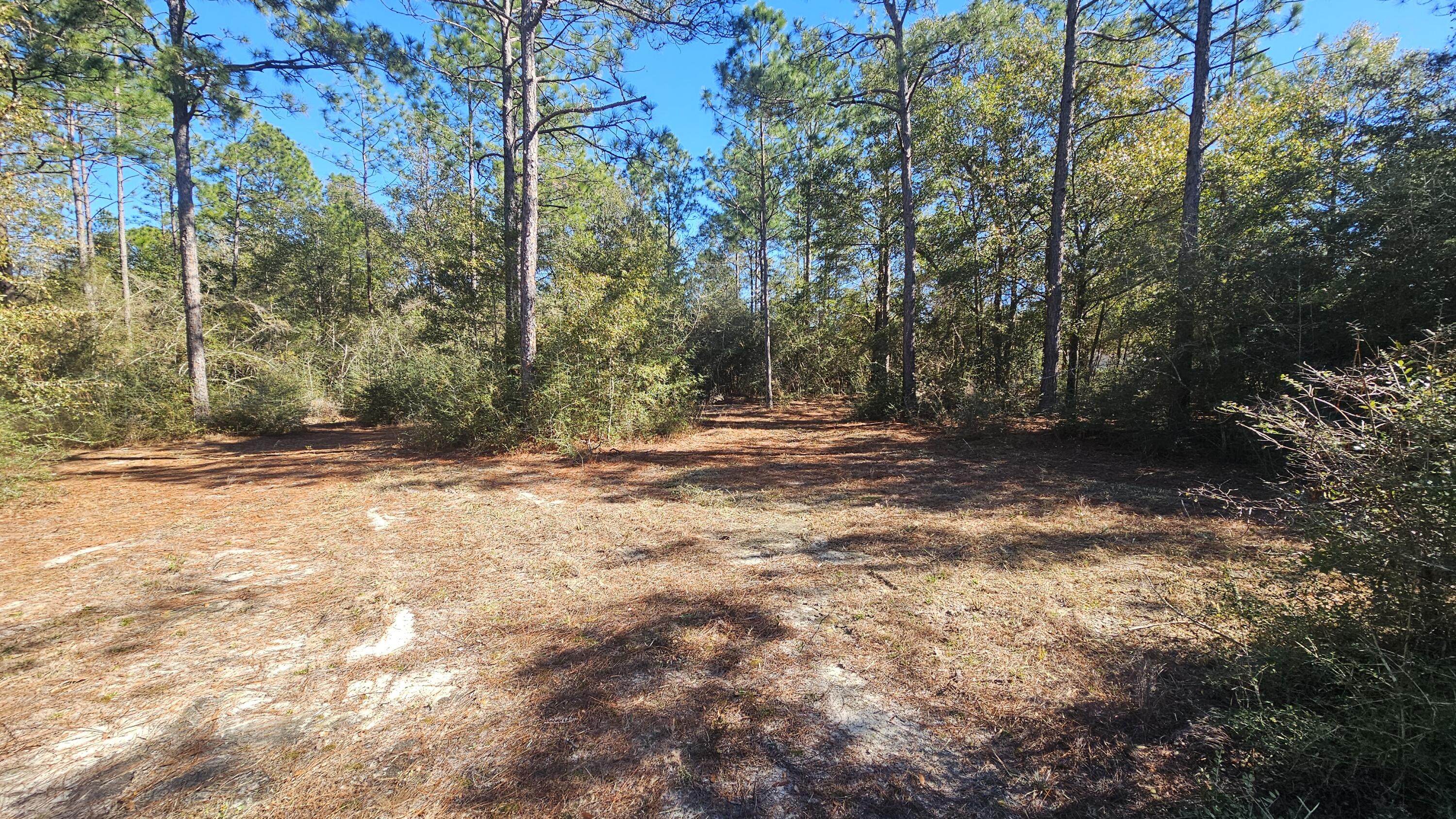 IMPERIAL LAKES - Land