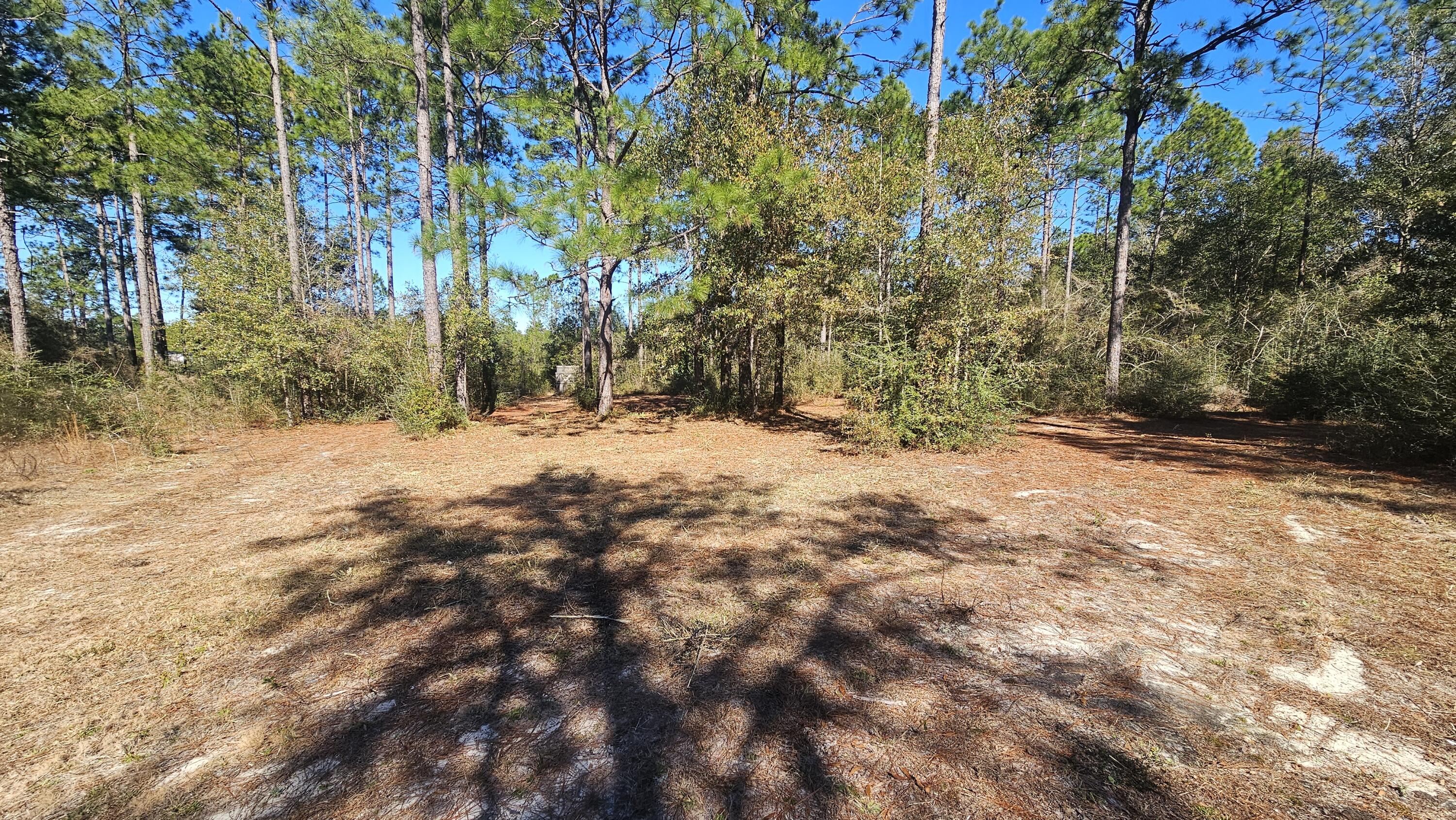 IMPERIAL LAKES - Land