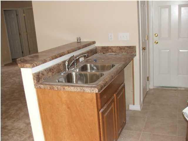 ANSLEYS PLACE - Residential Lease