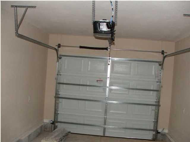 ANSLEYS PLACE - Residential Lease