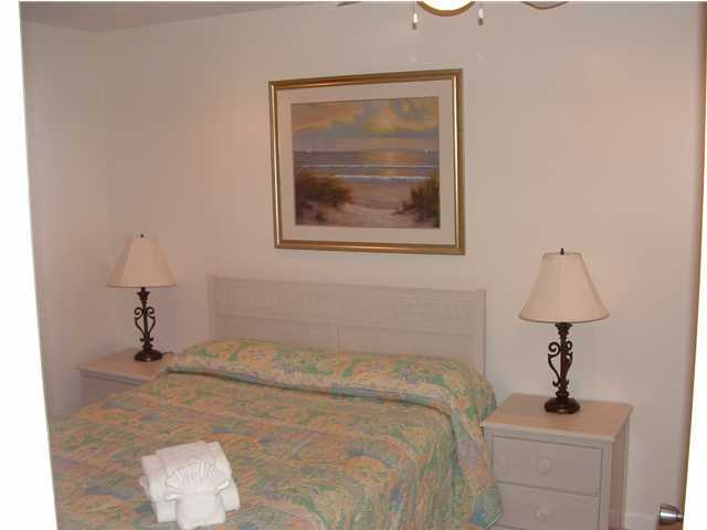 CAPISTRANO CONDO - Residential