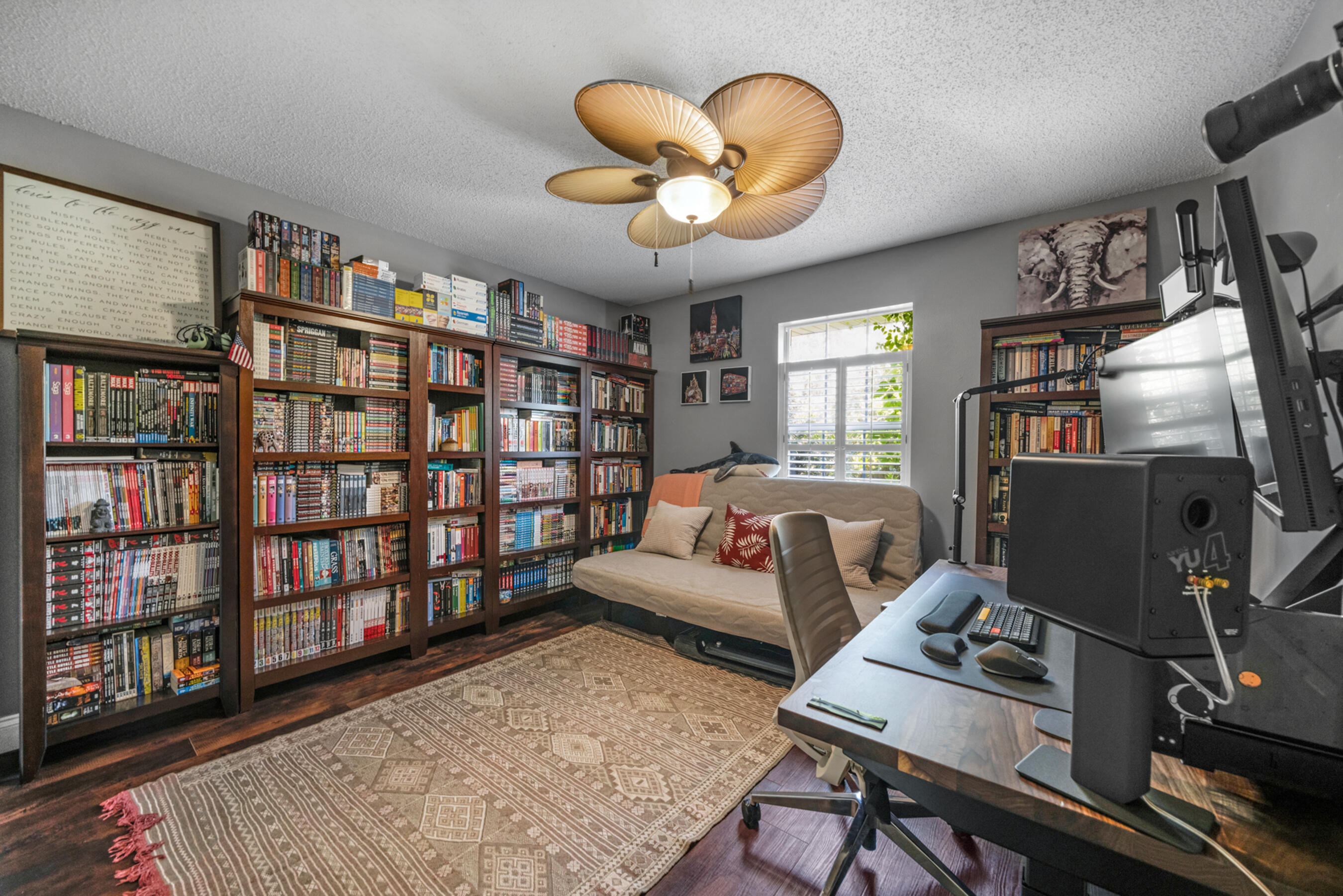 ROBLEDAL ESTATES UNIT 5 - Residential Lease