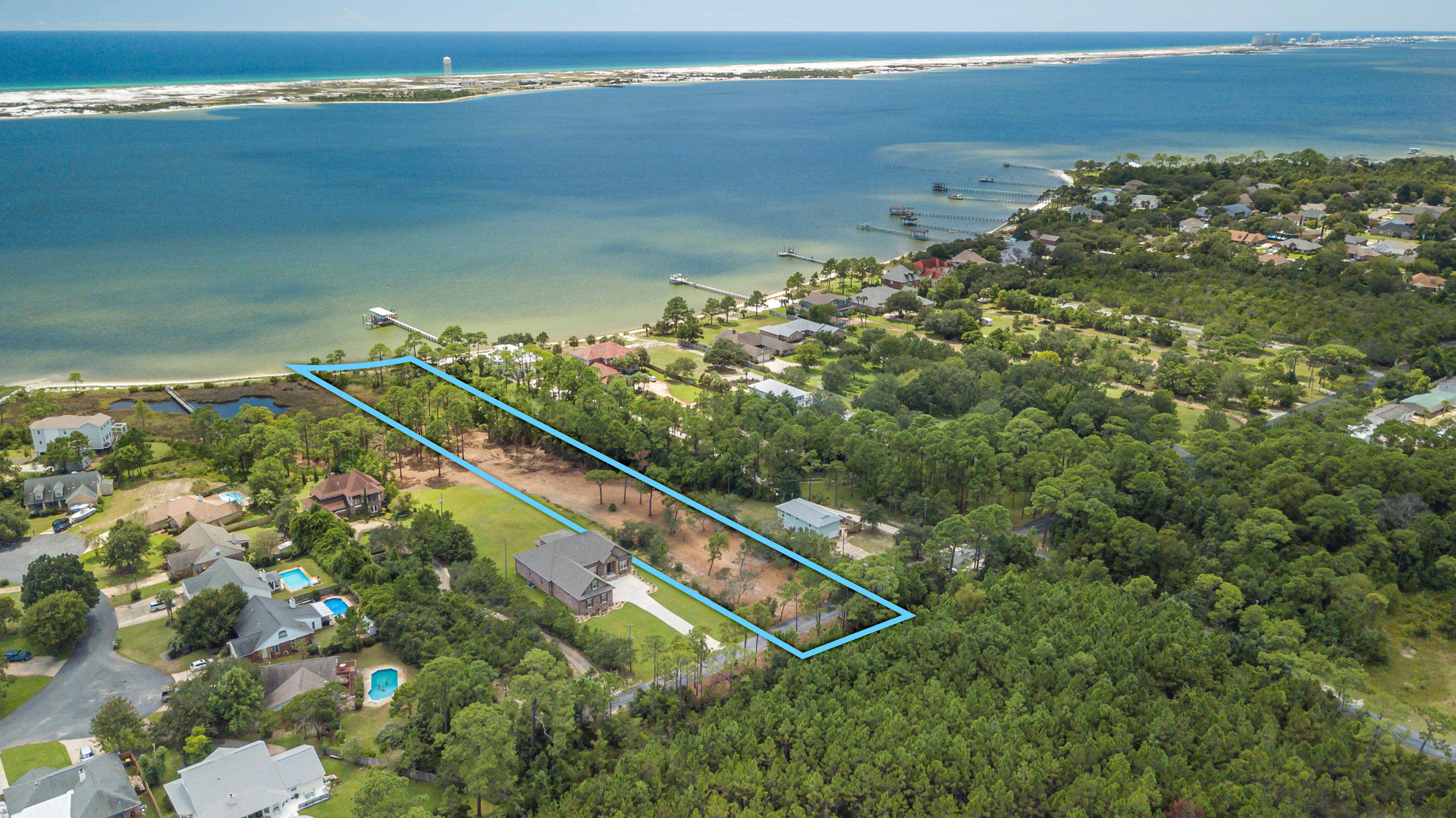 FOREST SHORES - Land