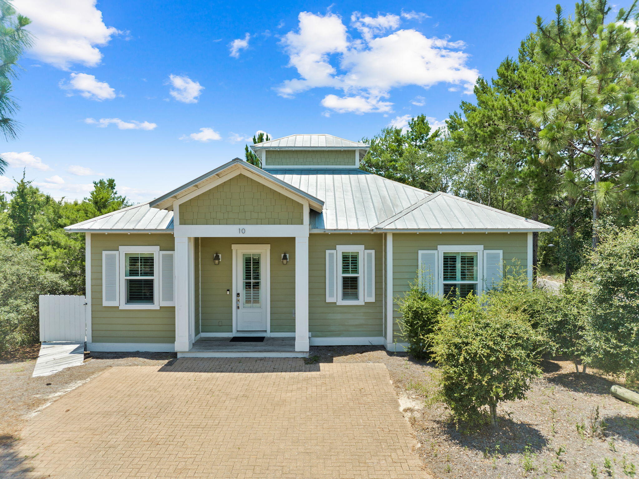HIGHLAND PARKS - Residential