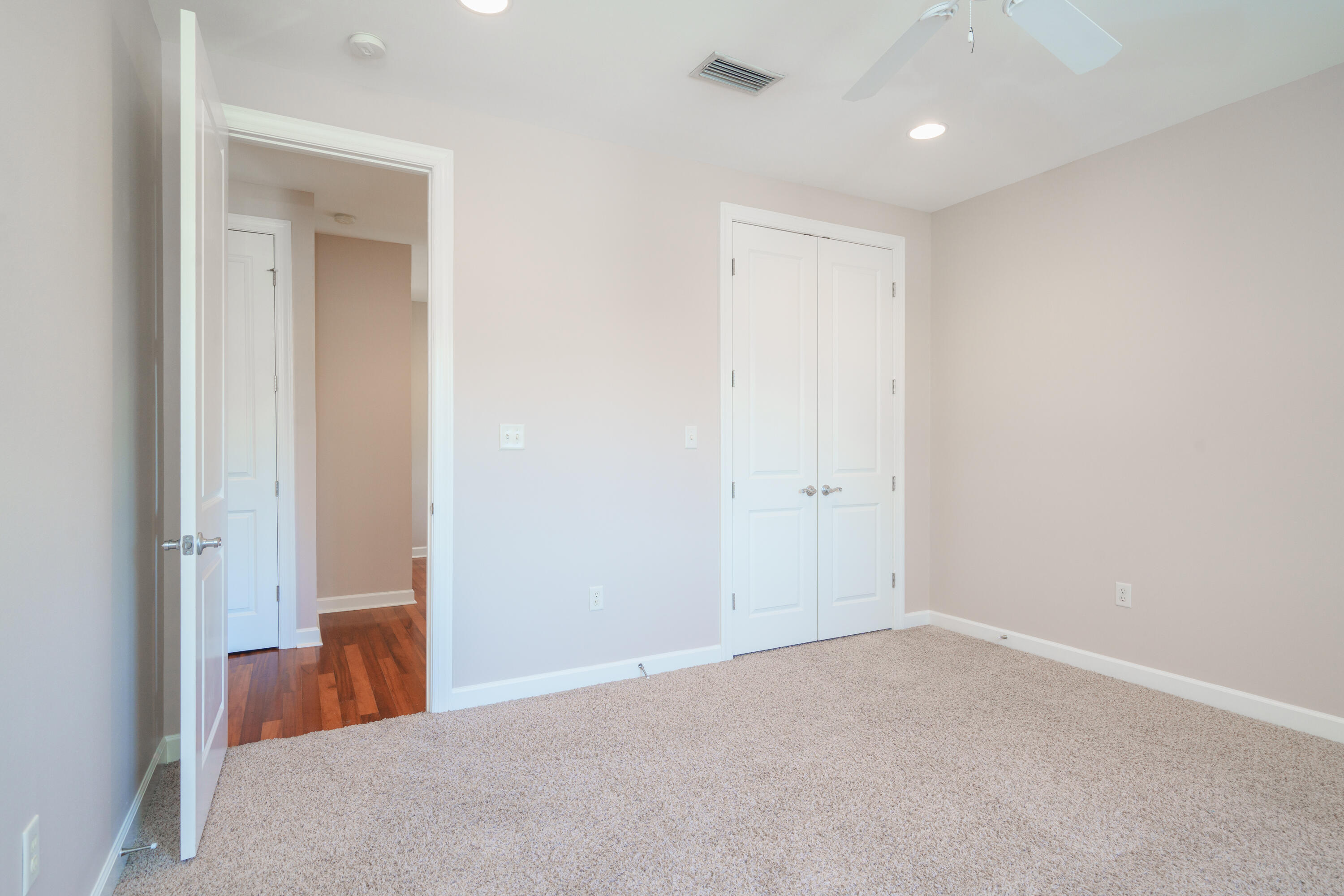 MARINA LANDING - Residential