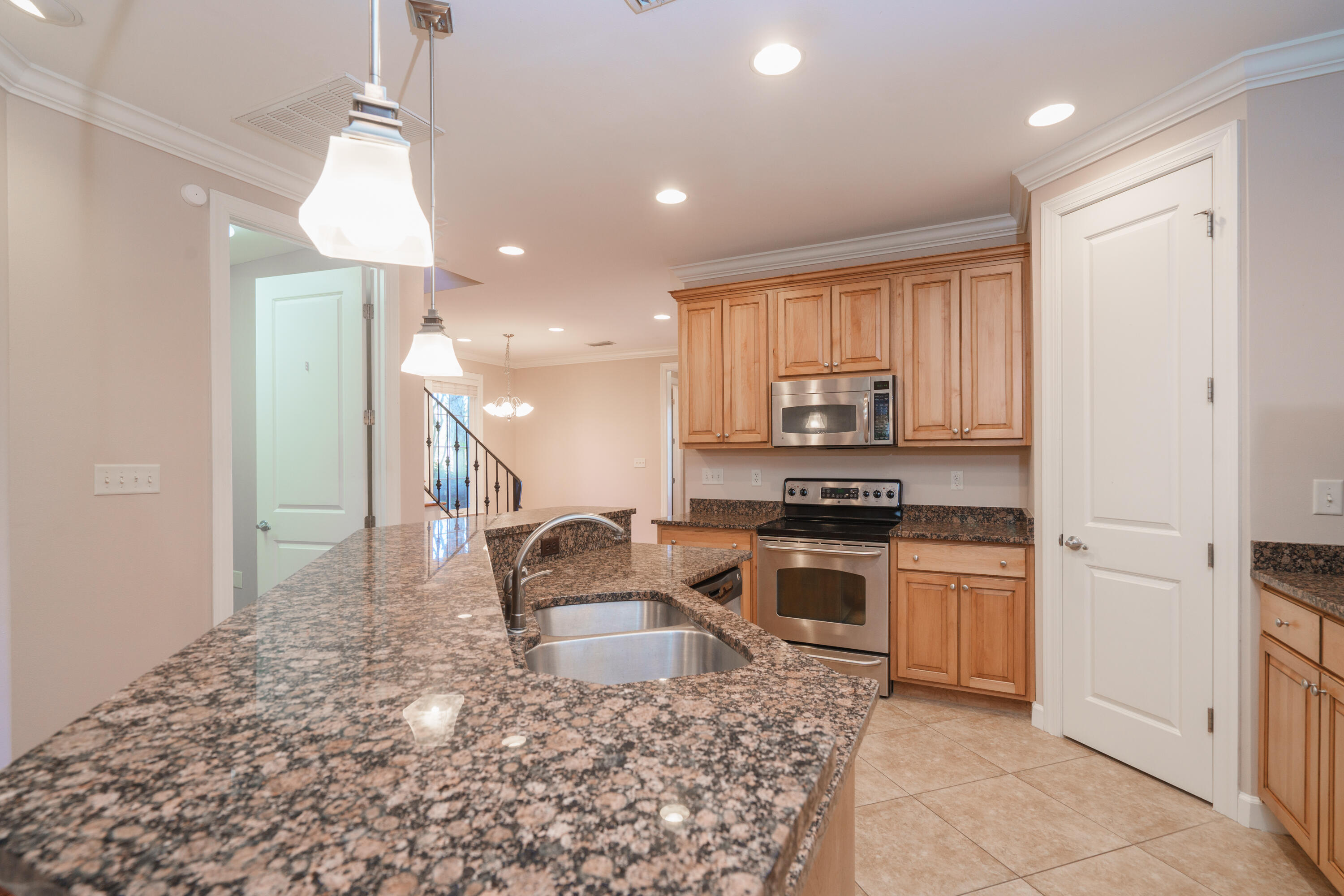 MARINA LANDING - Residential