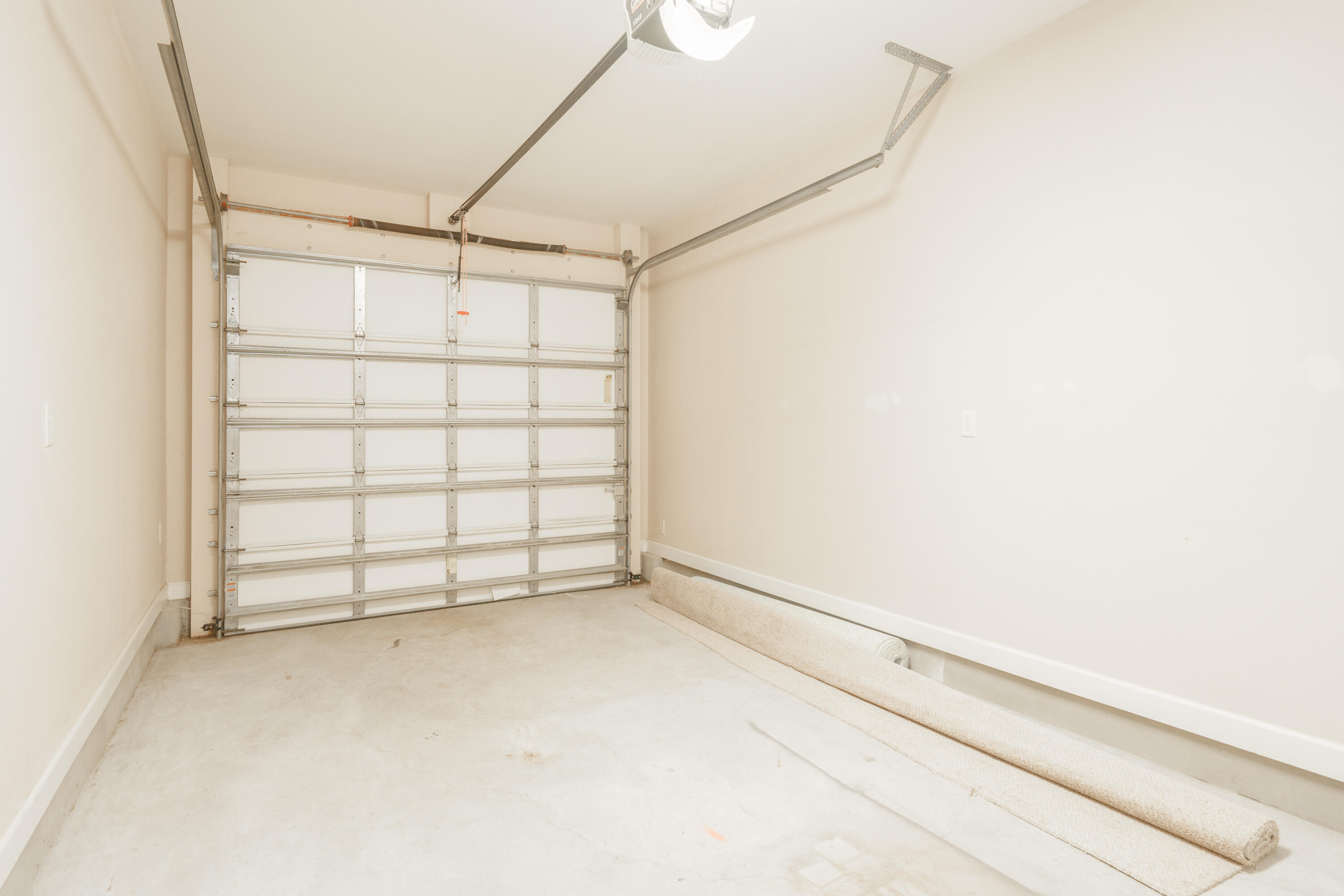 MARINA LANDING - Residential