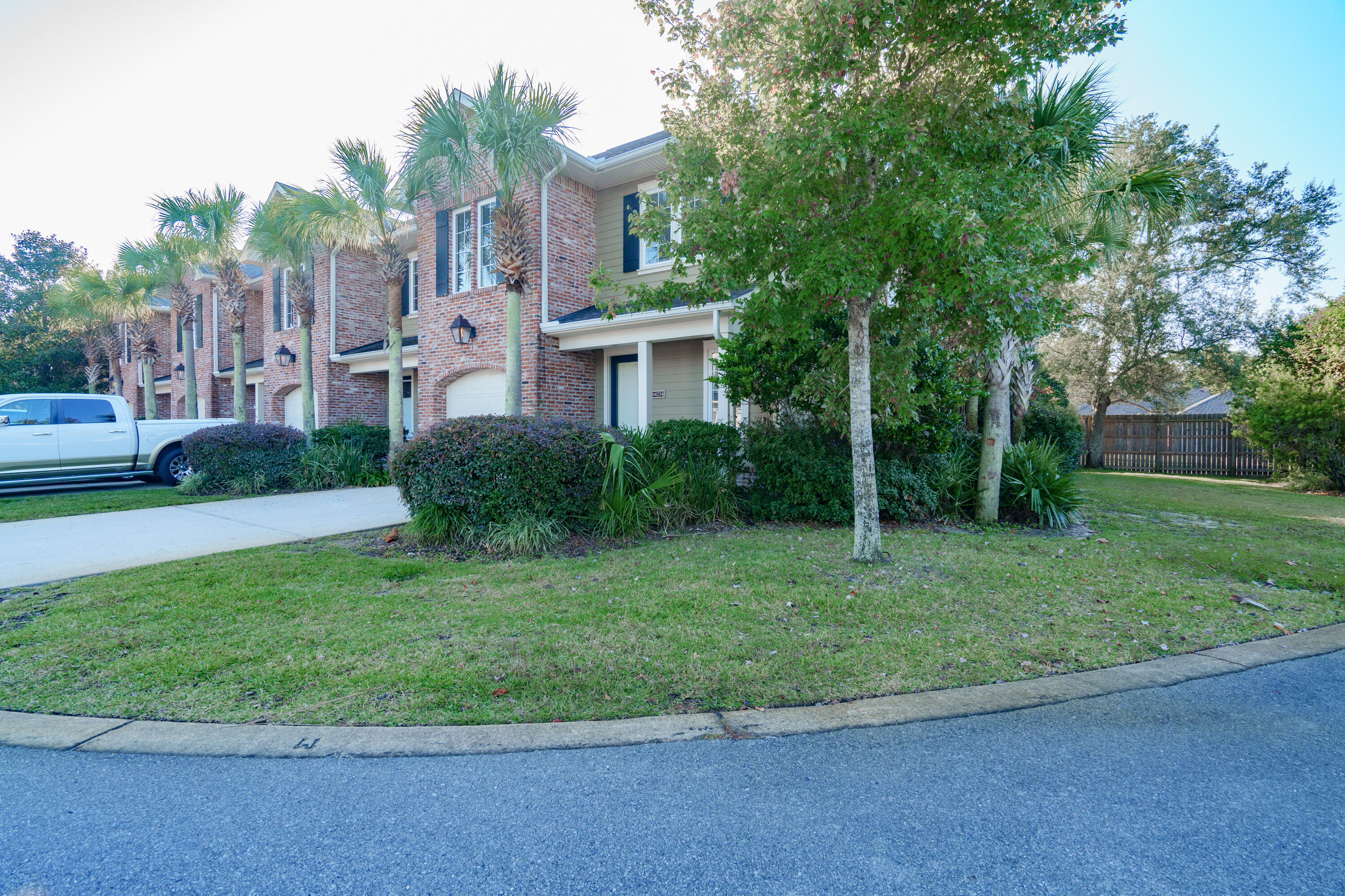 MARINA LANDING - Residential