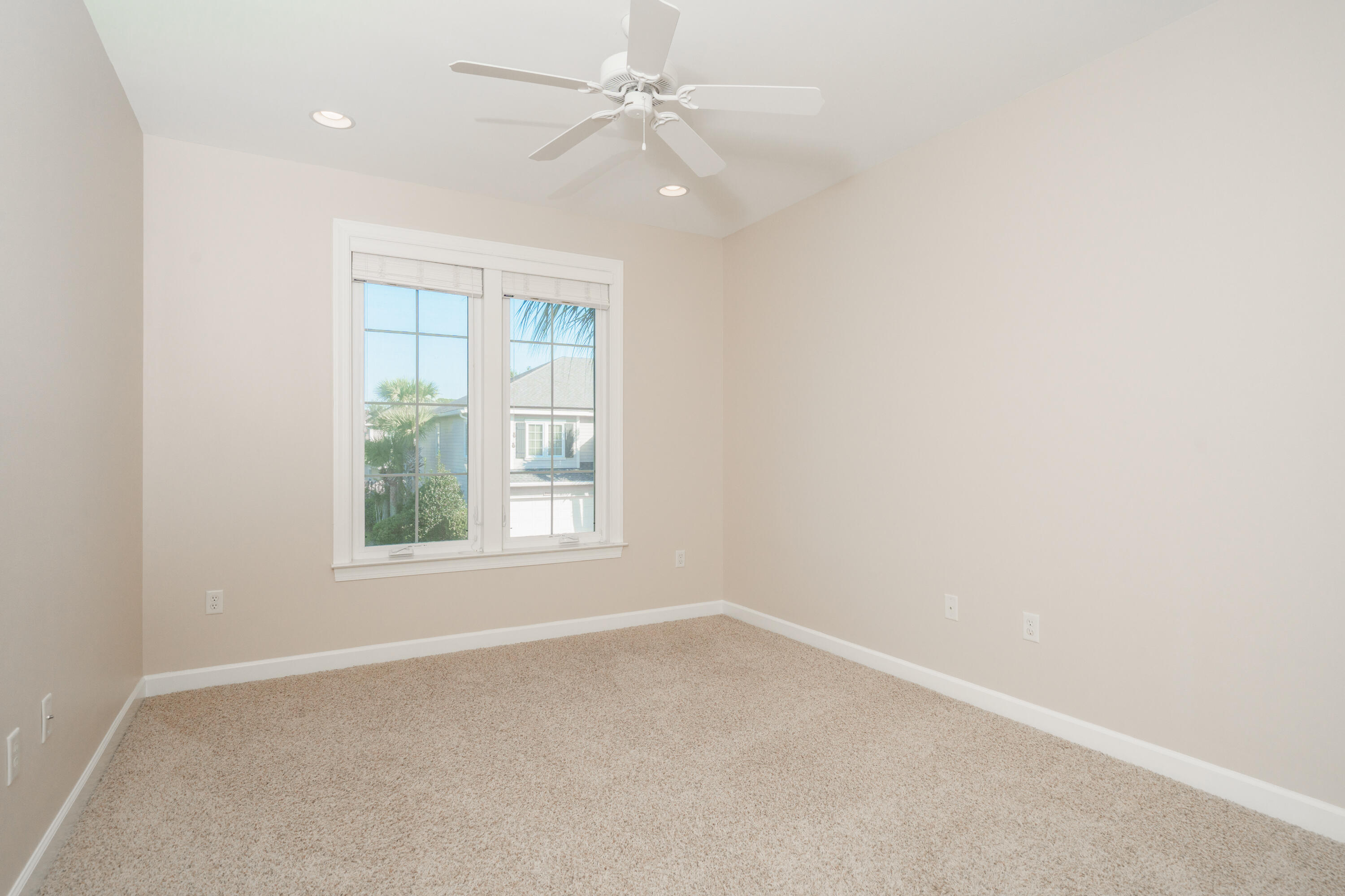 MARINA LANDING - Residential