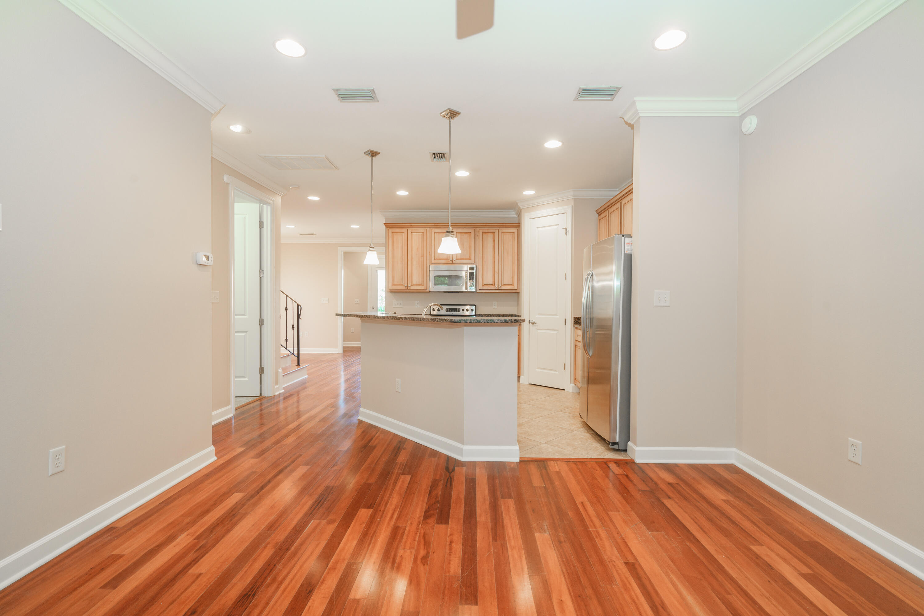 MARINA LANDING - Residential