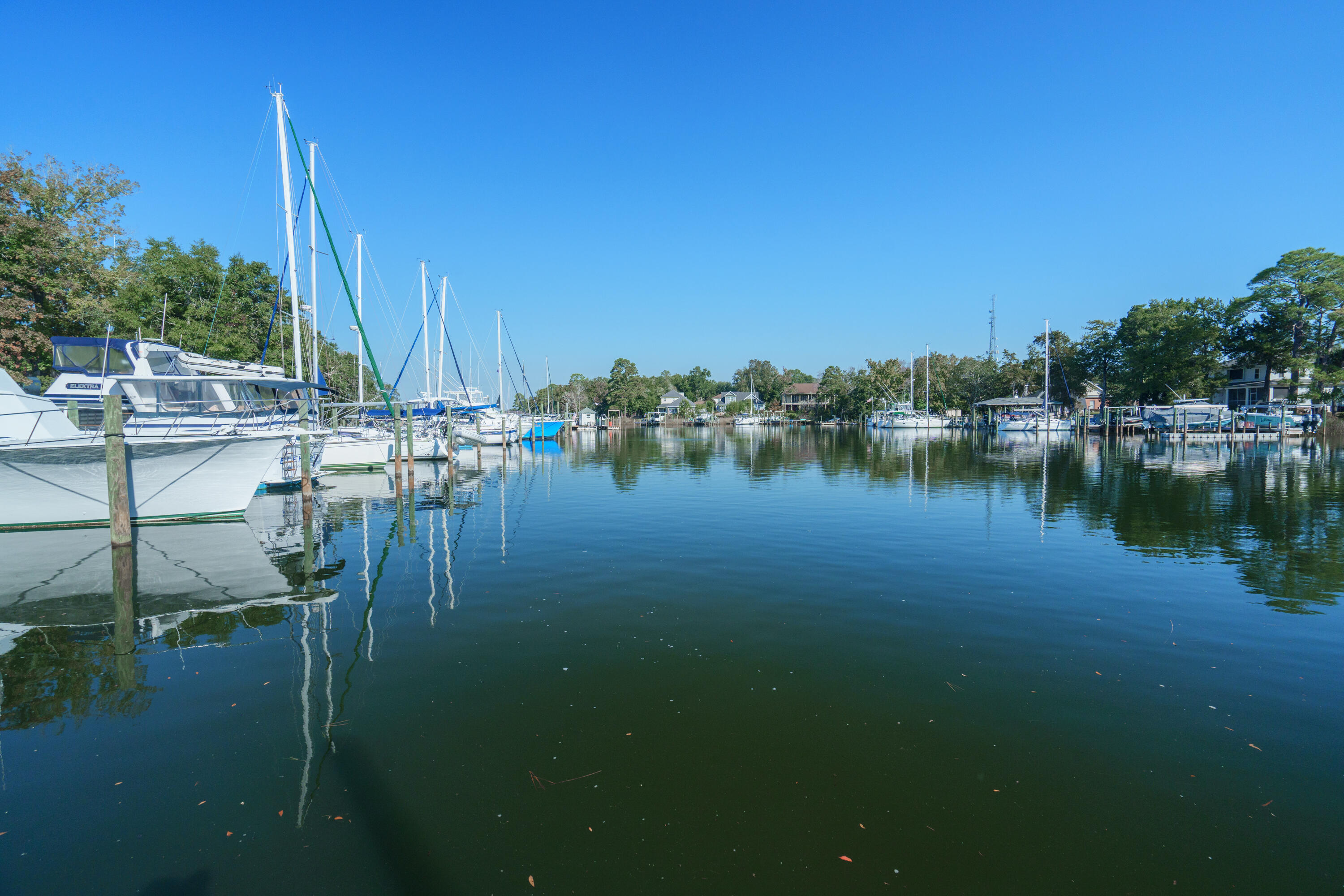 MARINA LANDING - Residential