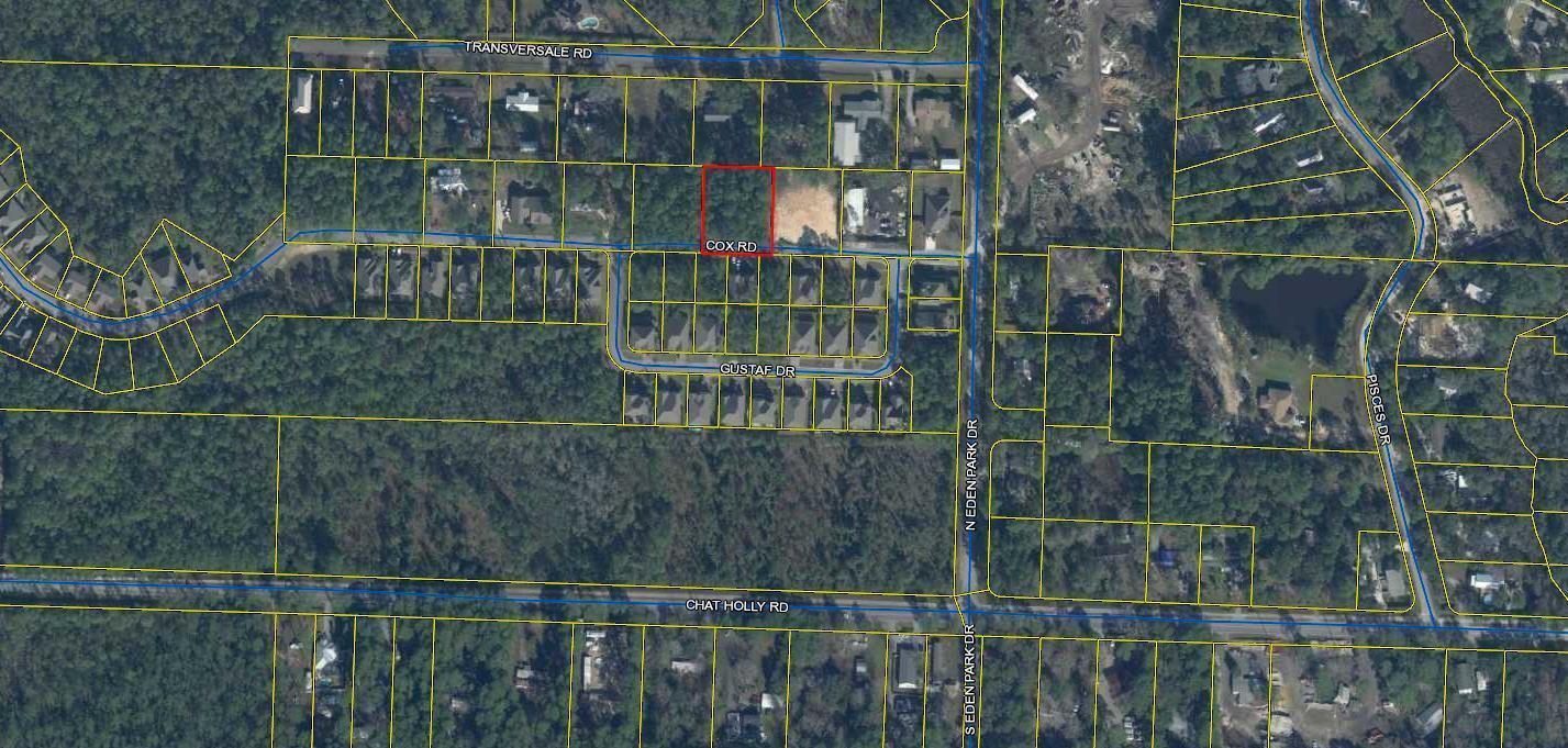 Beautiful, large wooded lot in Santa Rosa Beach. No HOA fees! You won't be short of space for building on this half-acre lot. Covenants with minimal restrictions. Just 5 minutes from Choctawhatchee Bay and a short drive to 30A.