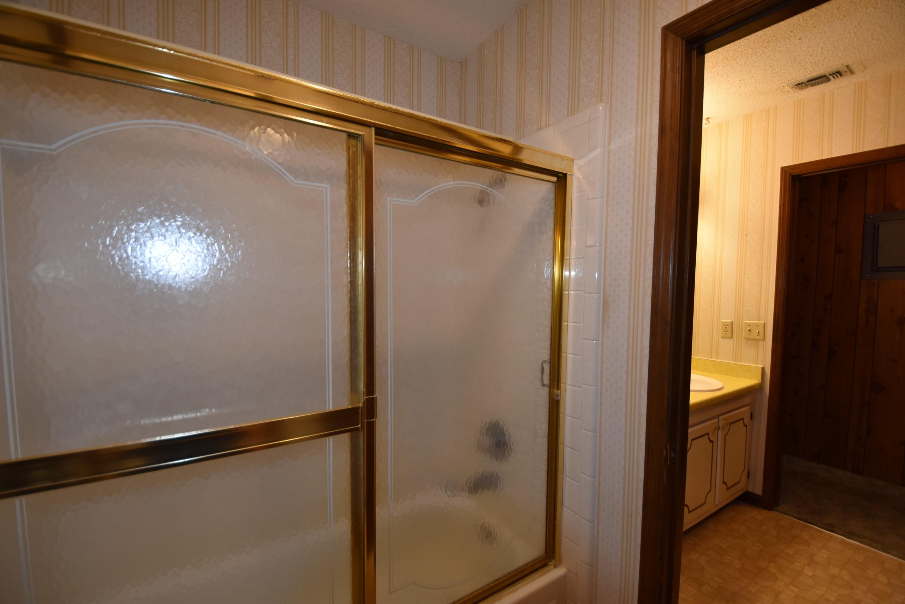 CAMPBELL ADDN TO CRESTVIEW - Residential