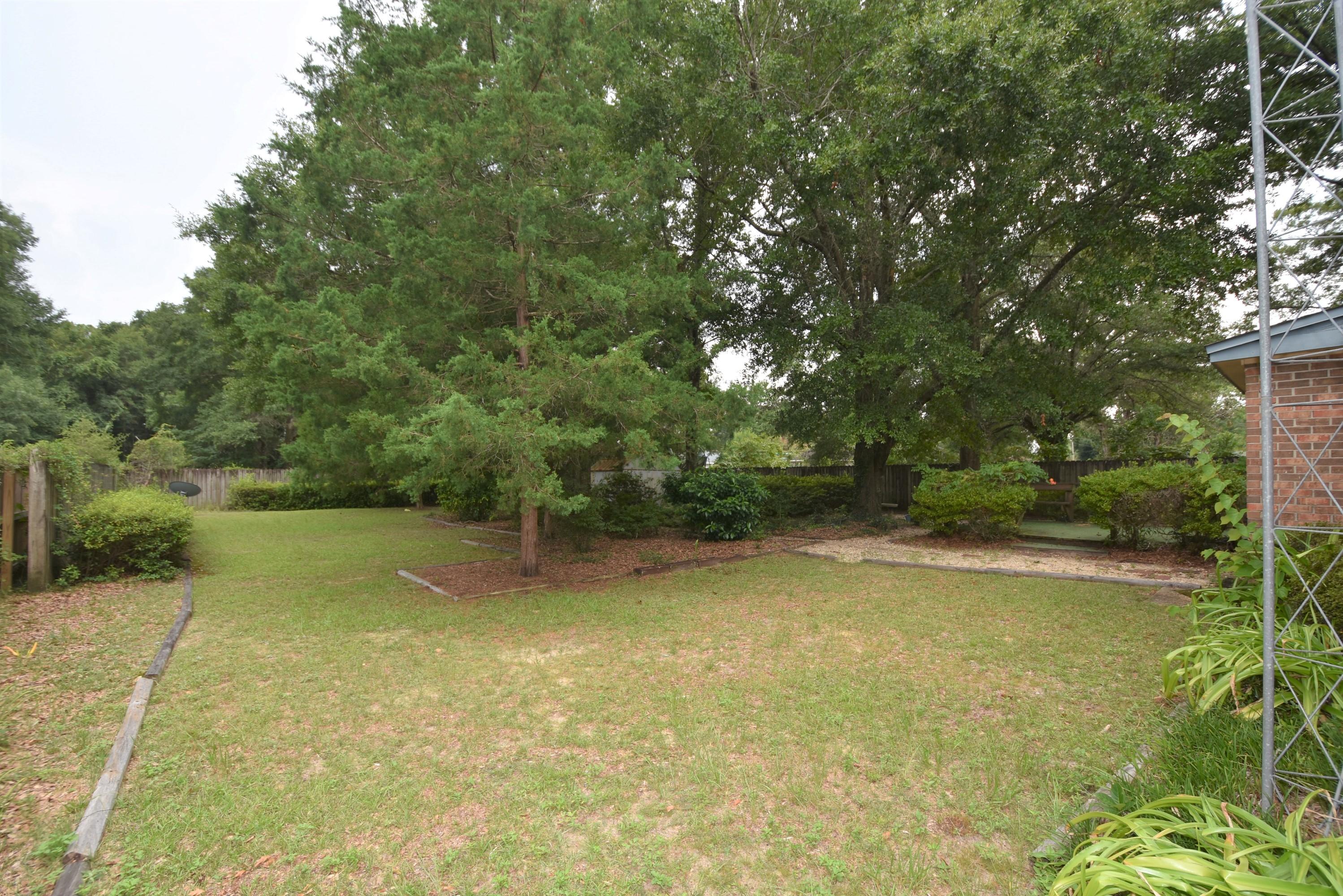 CAMPBELL ADDN TO CRESTVIEW - Residential