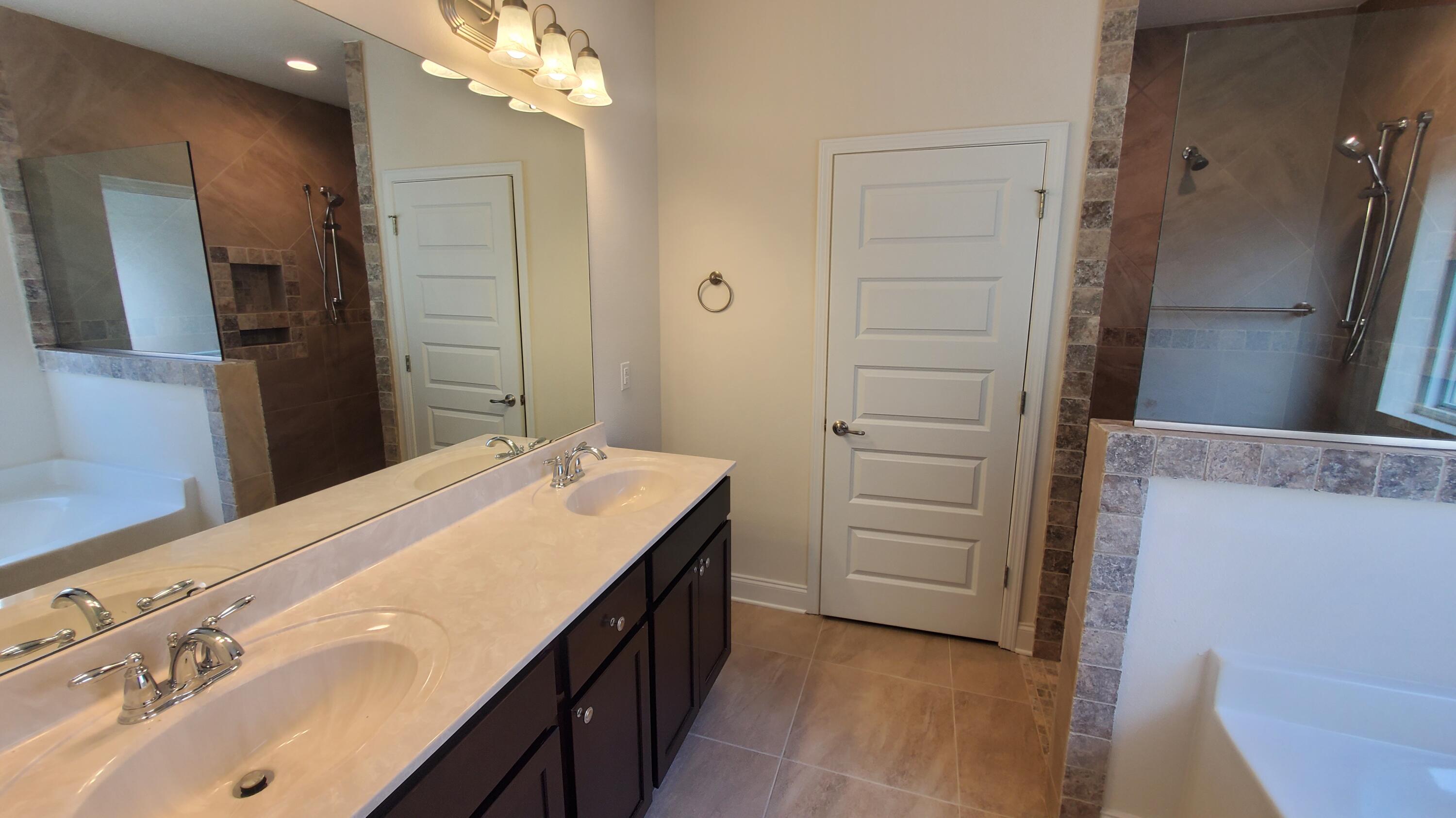 BROOKE ESTATES PHASE II - Residential