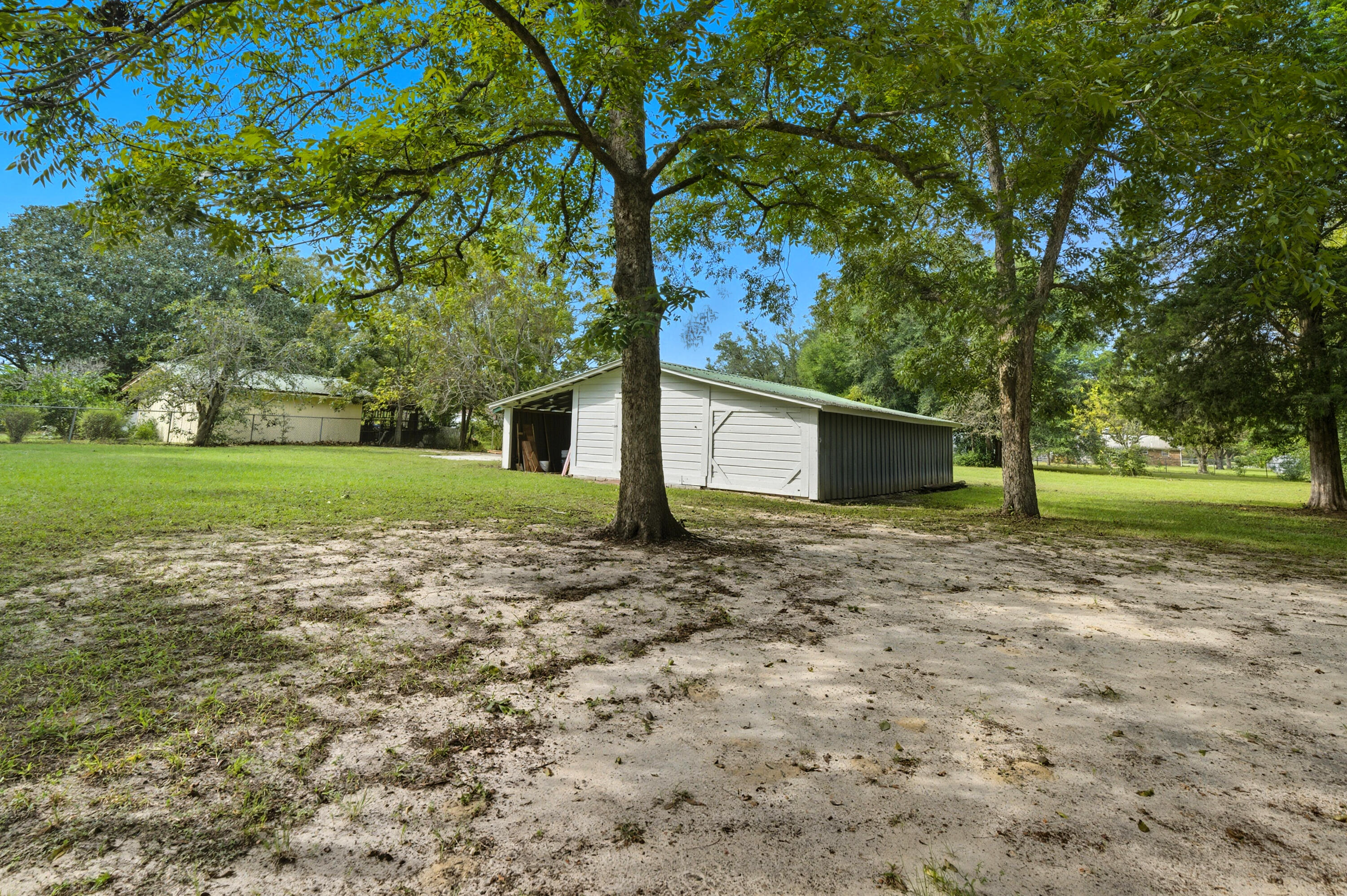 OAKDALE MINI FARMS - Residential