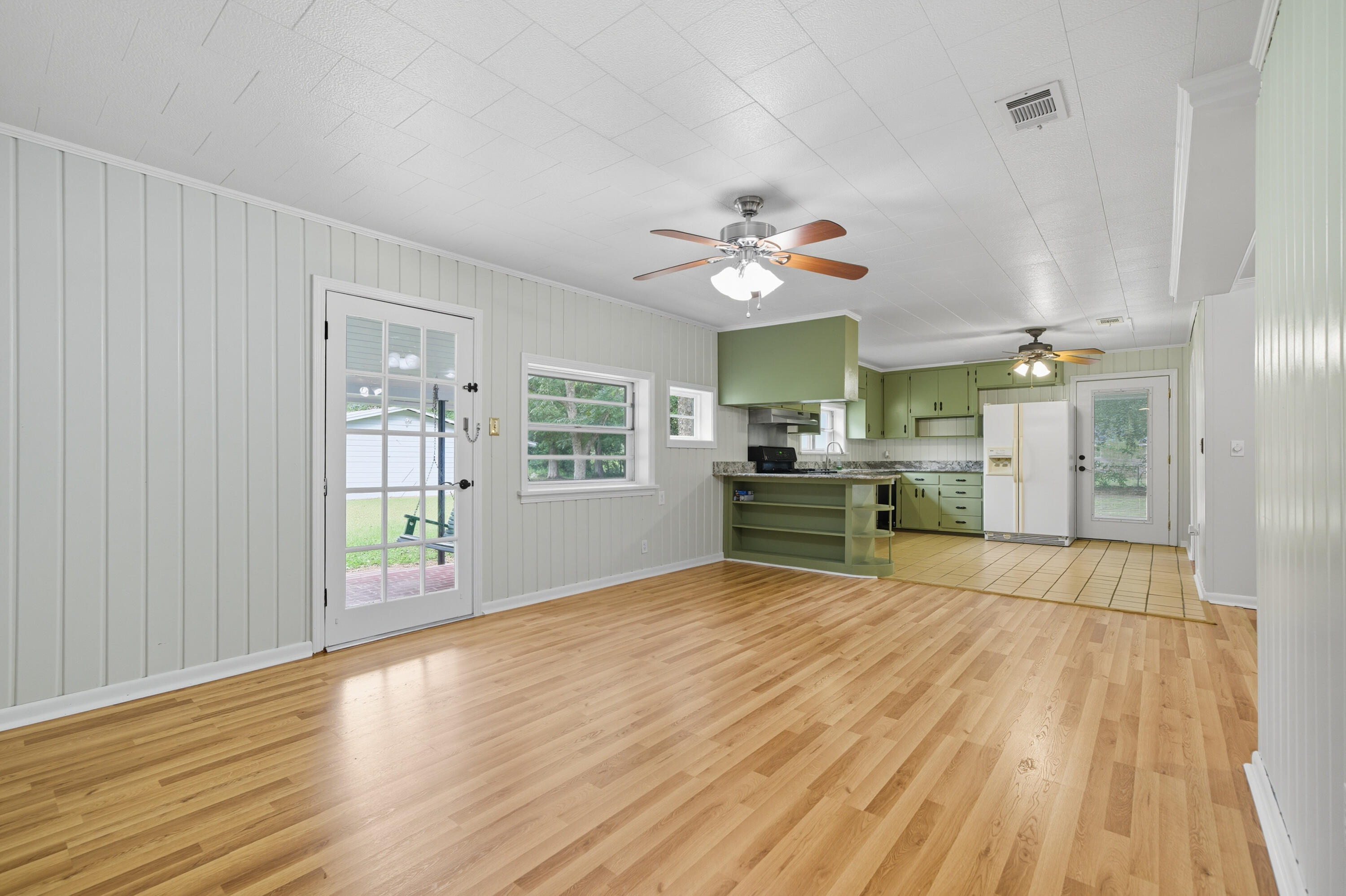 OAKDALE MINI FARMS - Residential