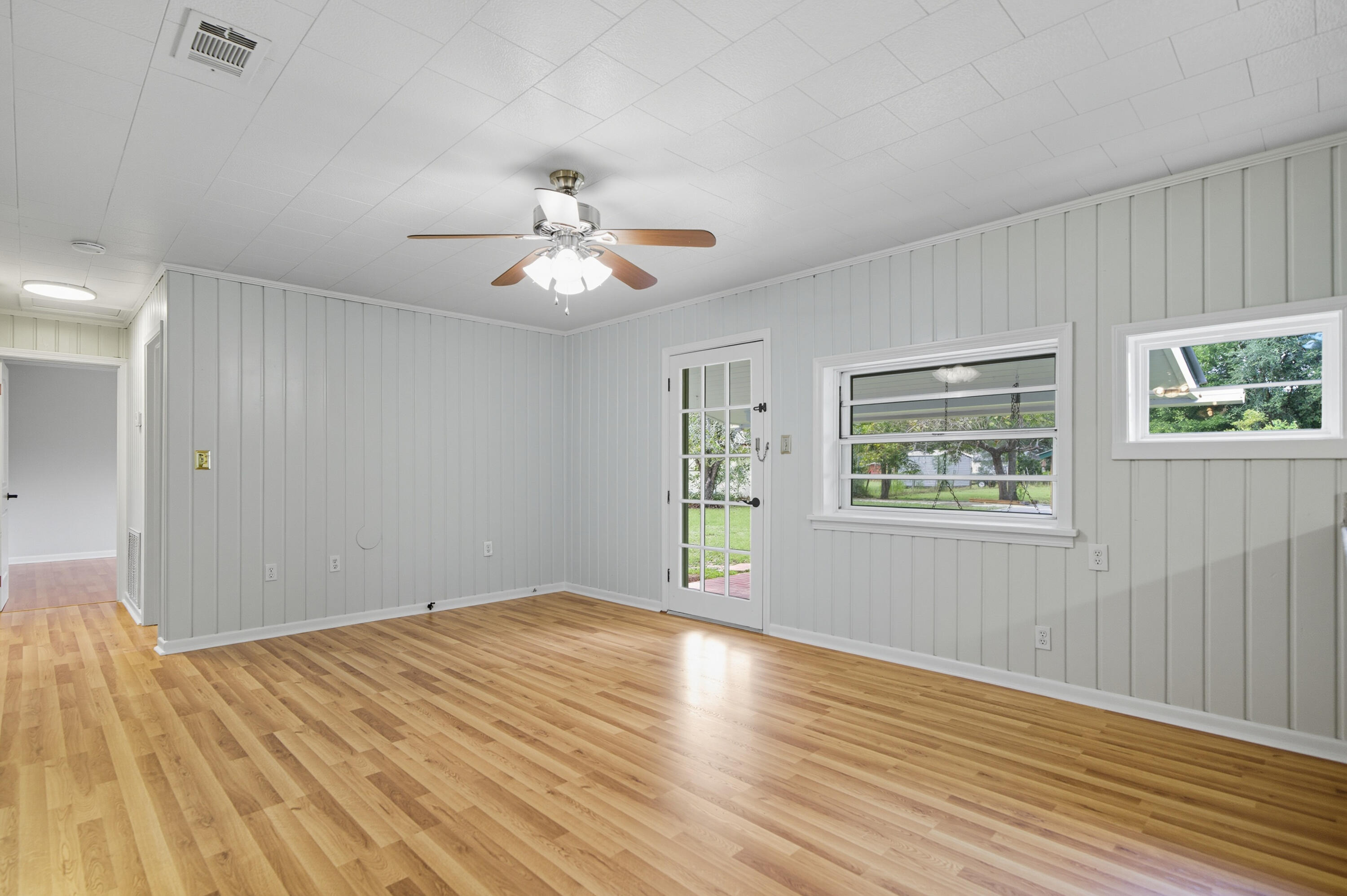 OAKDALE MINI FARMS - Residential