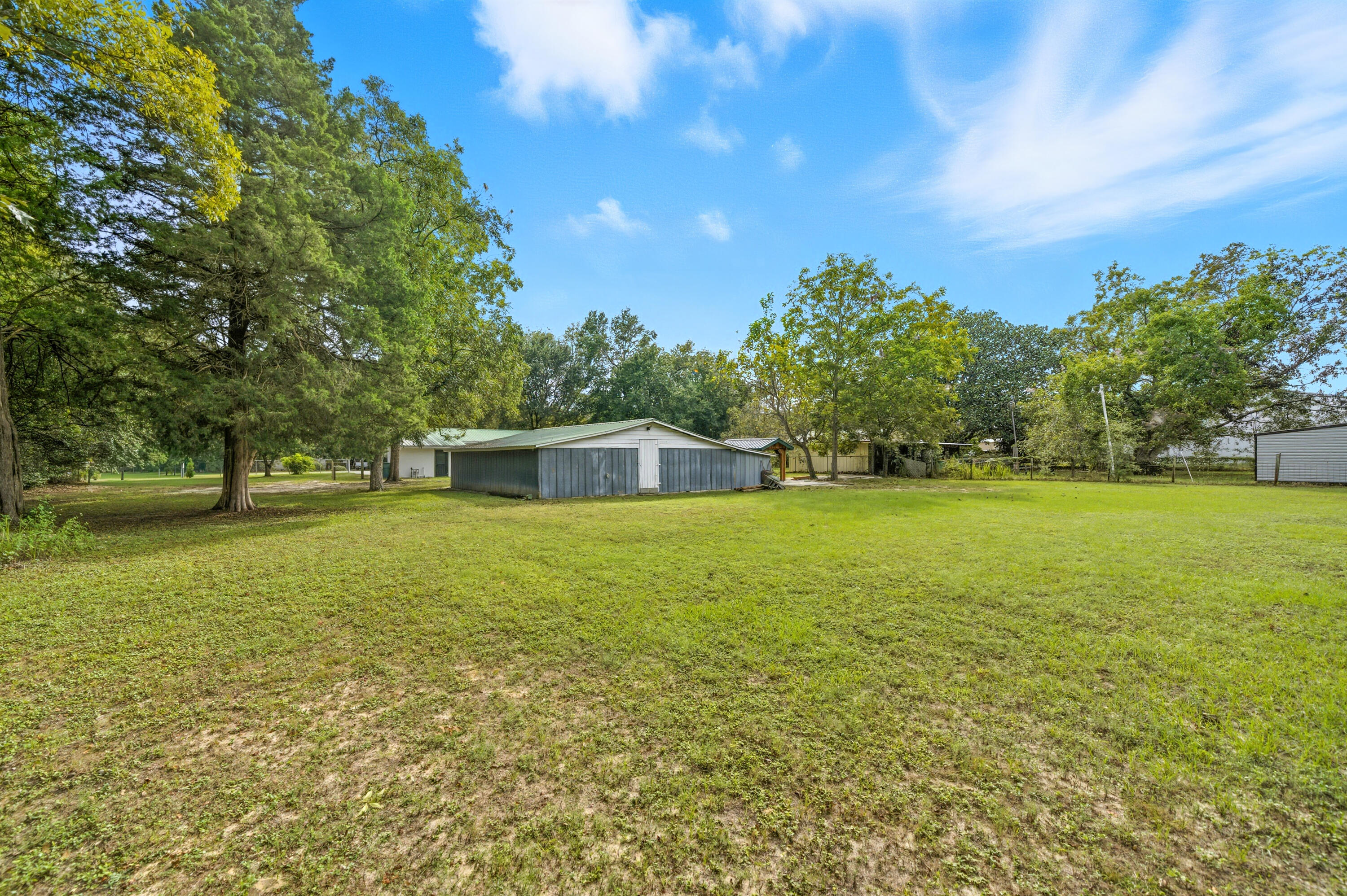 OAKDALE MINI FARMS - Residential