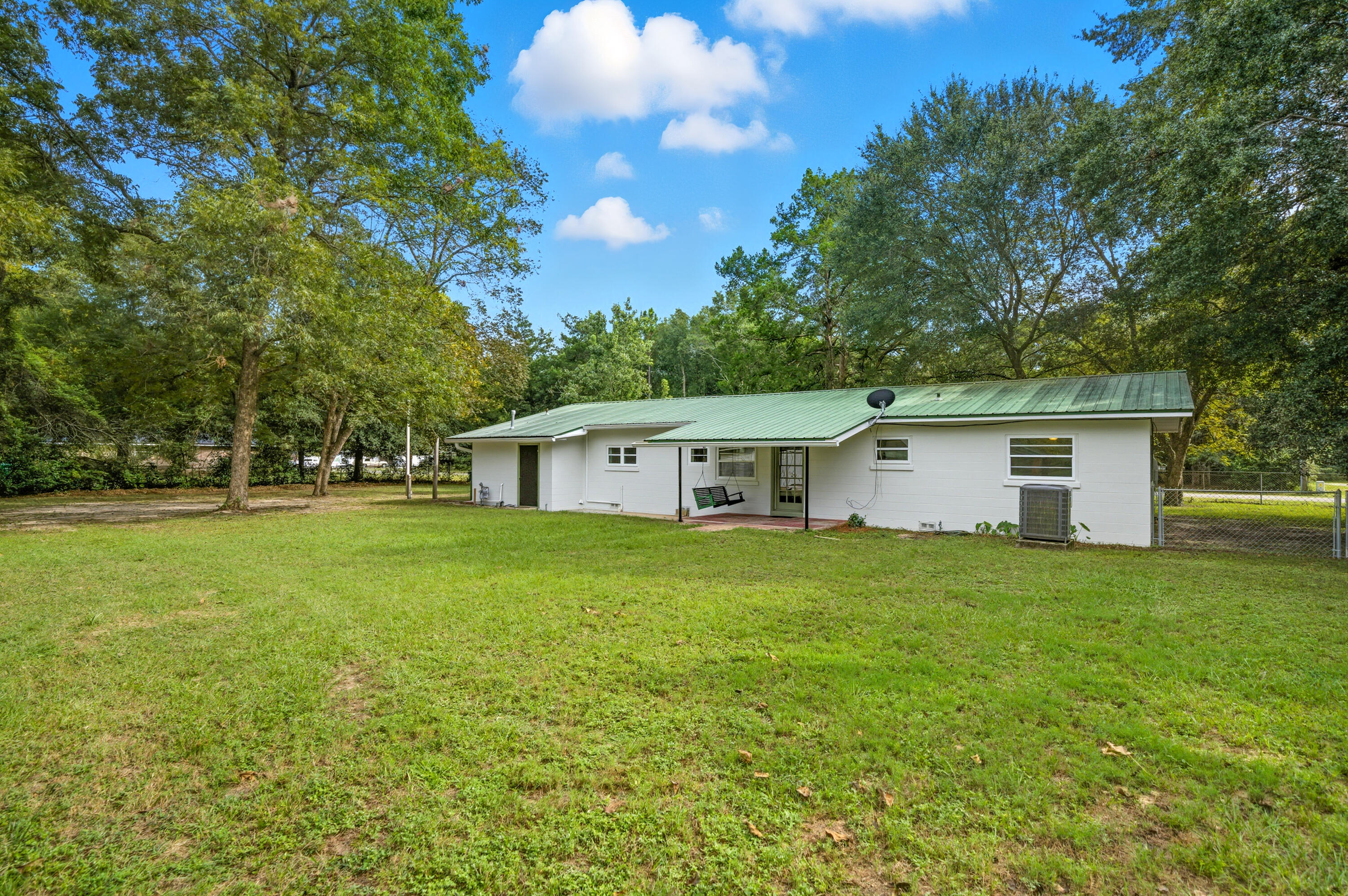 OAKDALE MINI FARMS - Residential