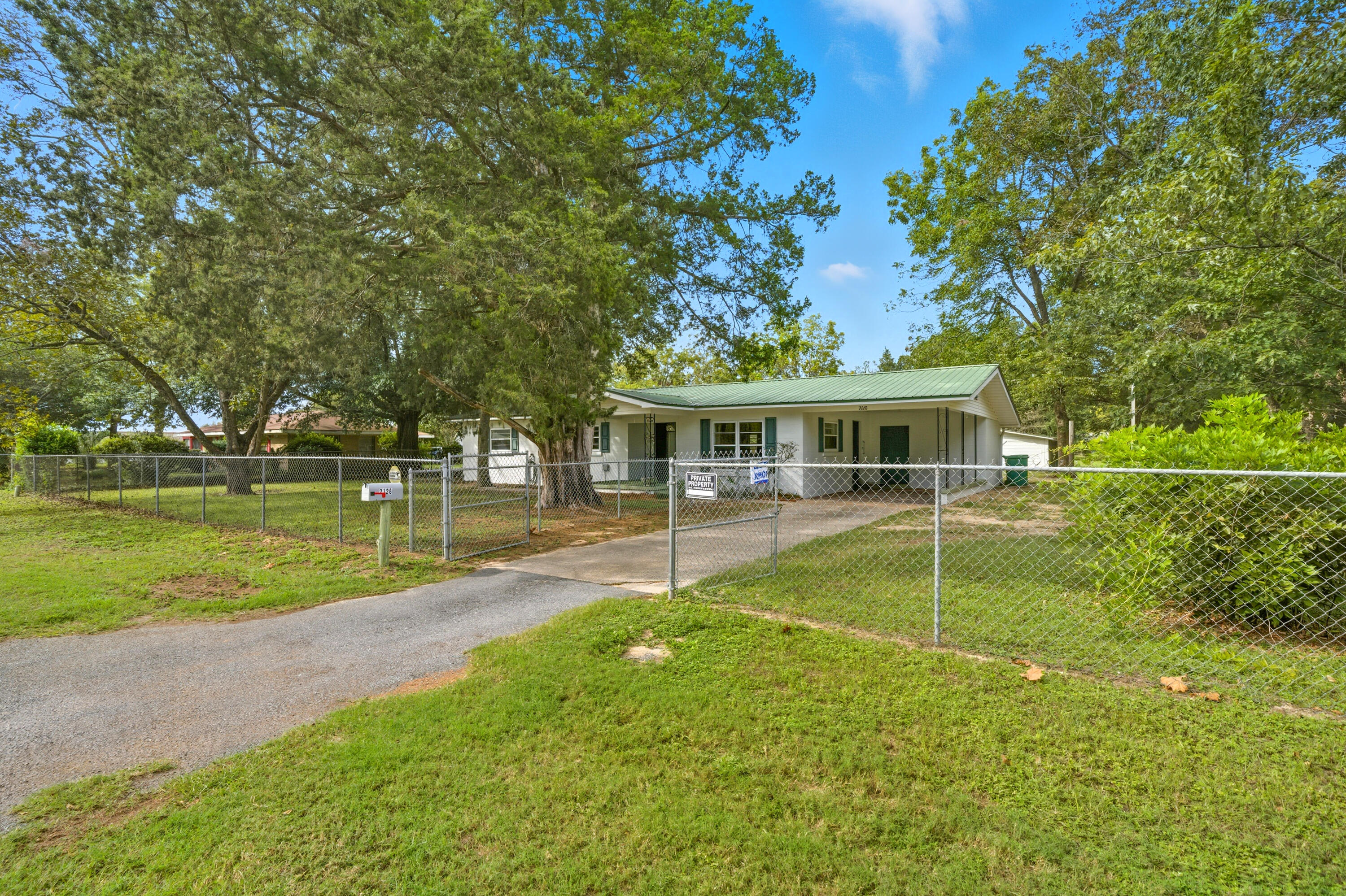 OAKDALE MINI FARMS - Residential