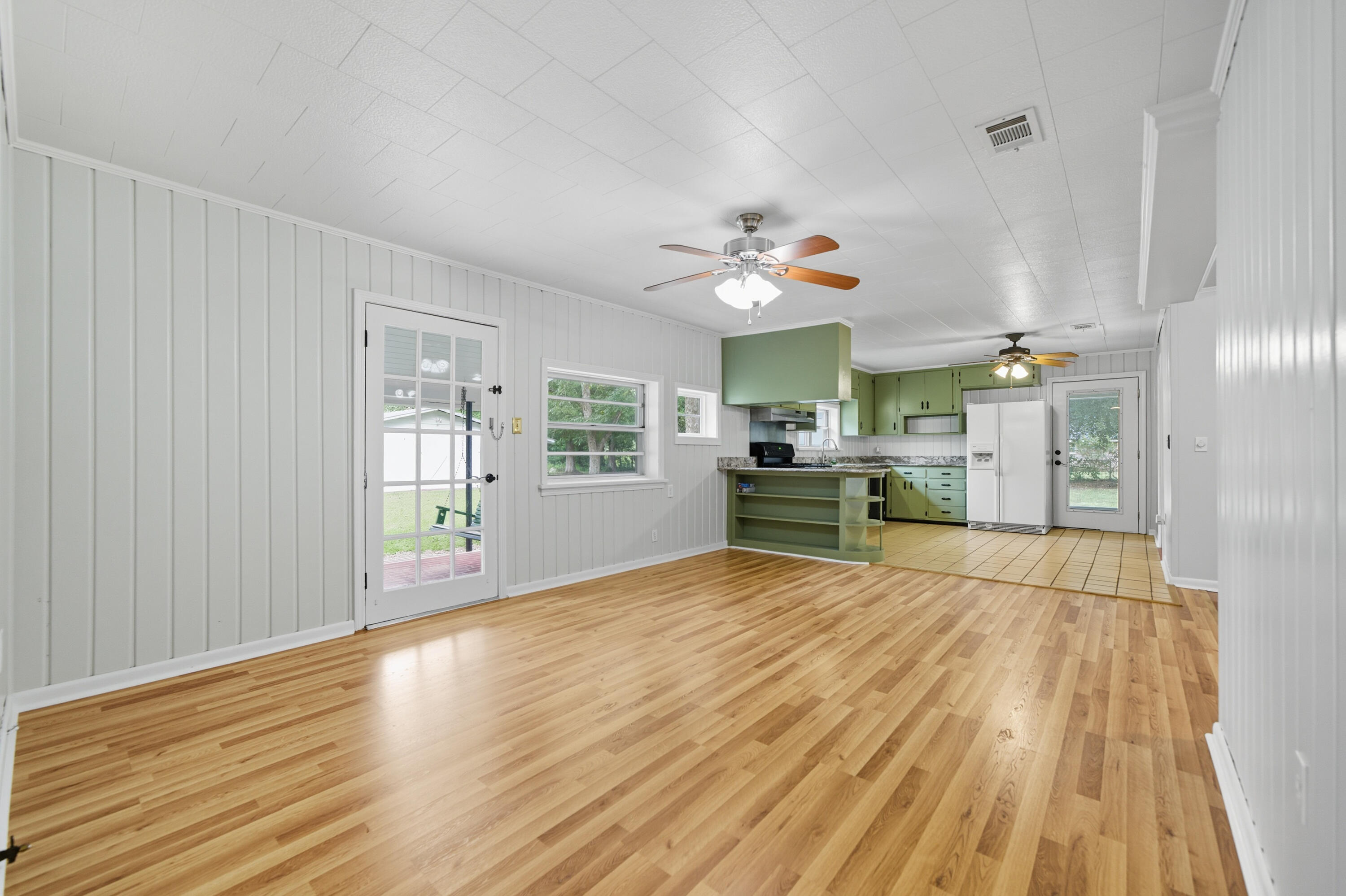OAKDALE MINI FARMS - Residential