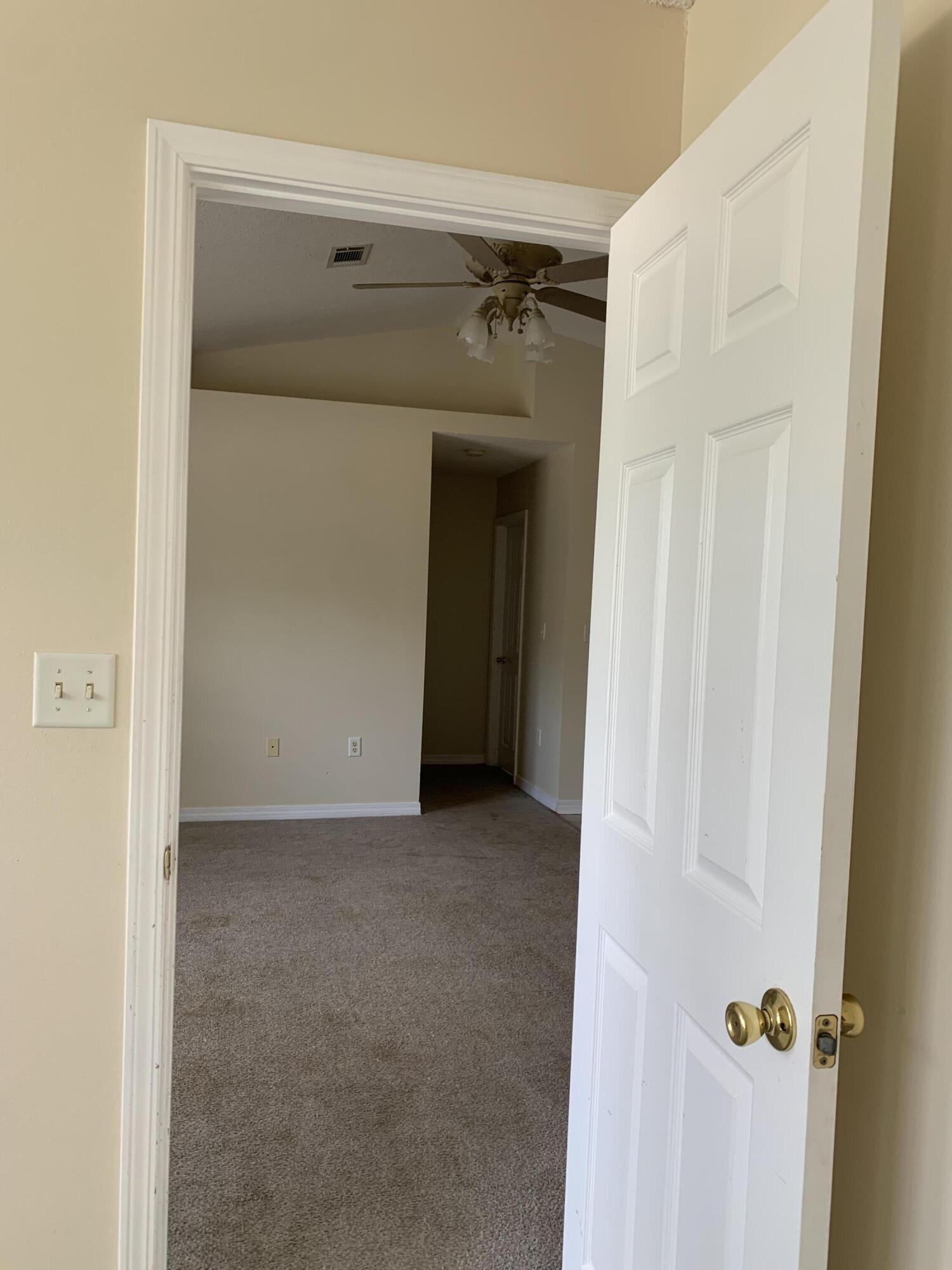 THE PINES - Residential