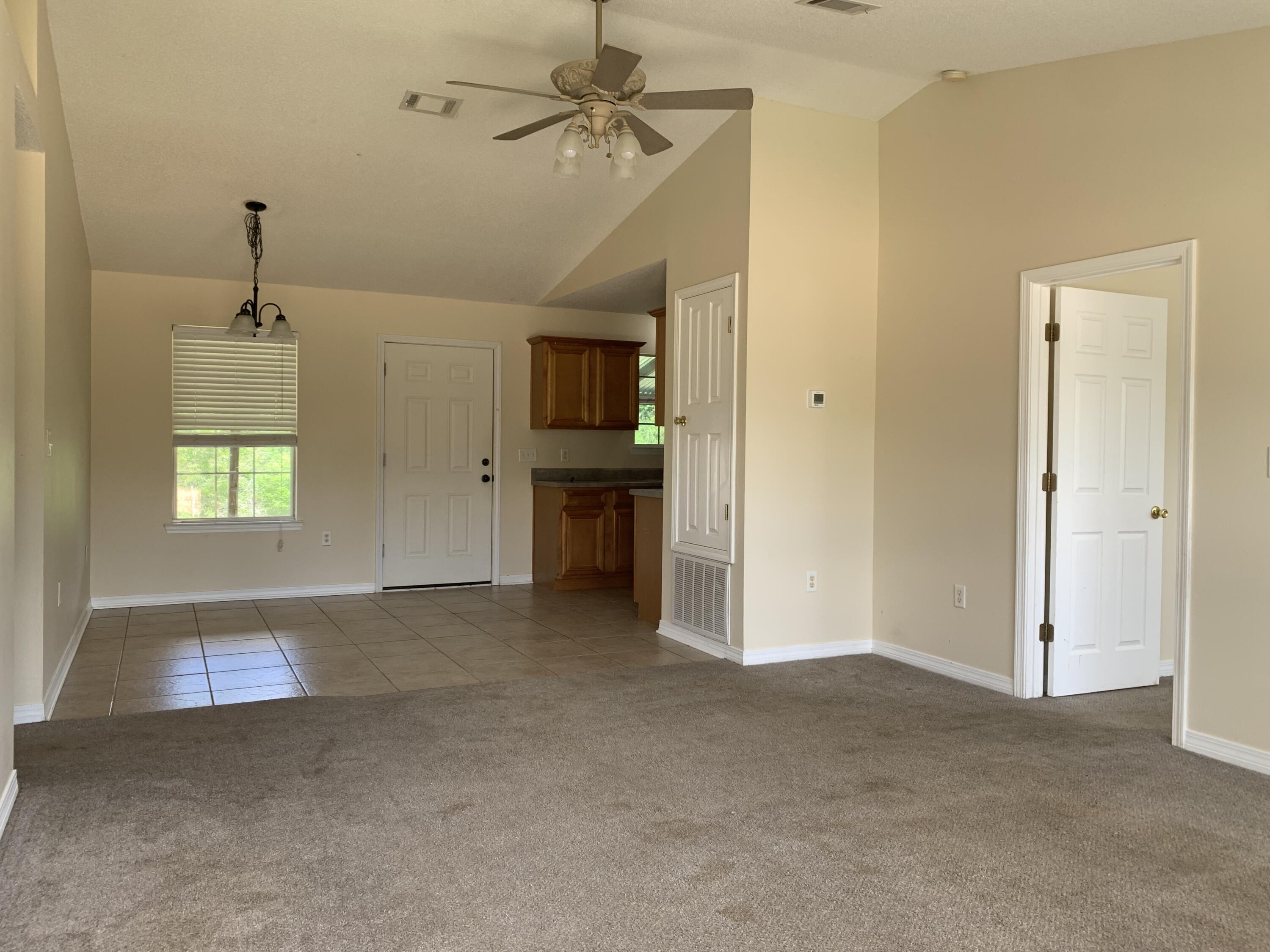 THE PINES - Residential