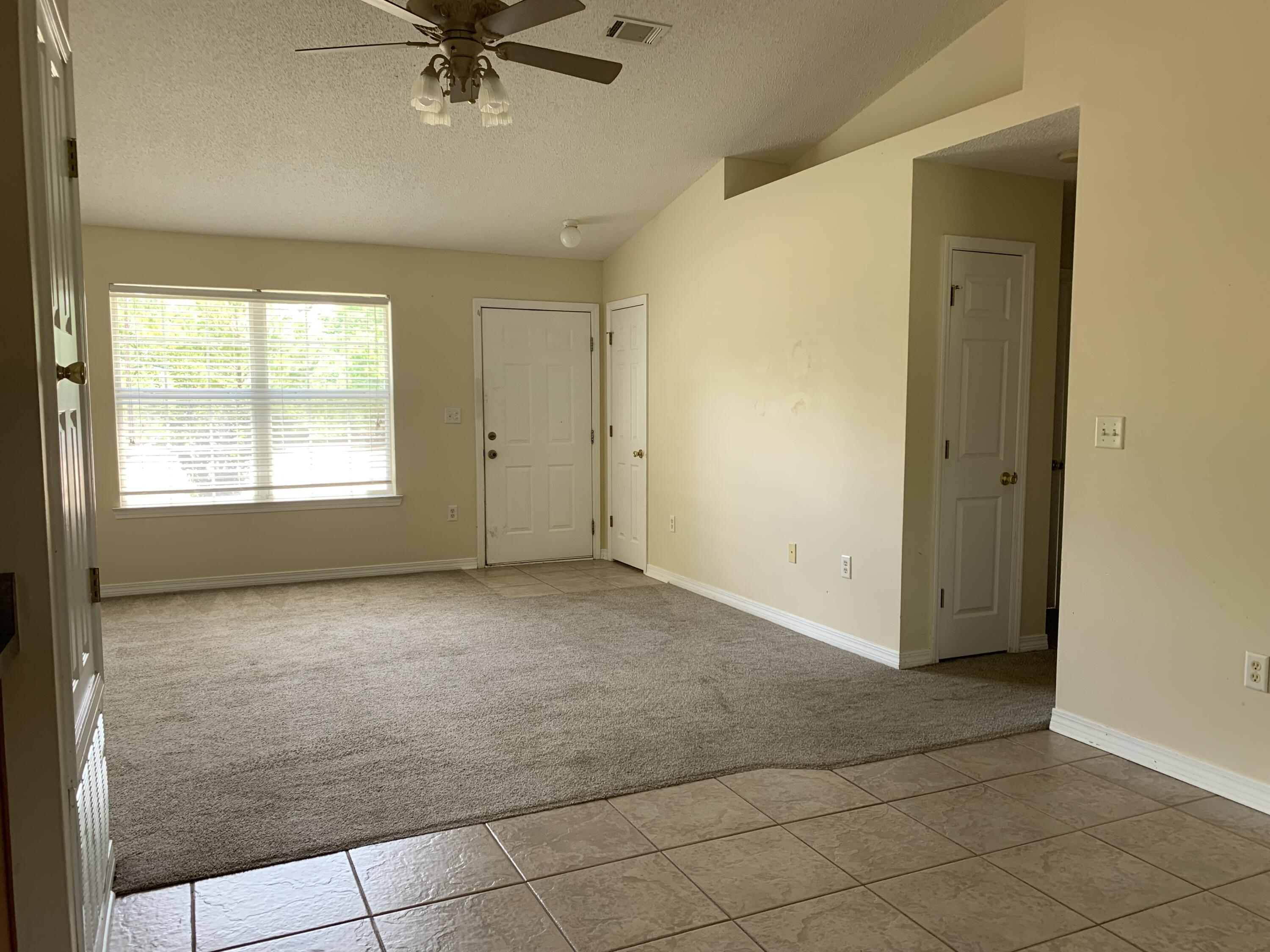 THE PINES - Residential