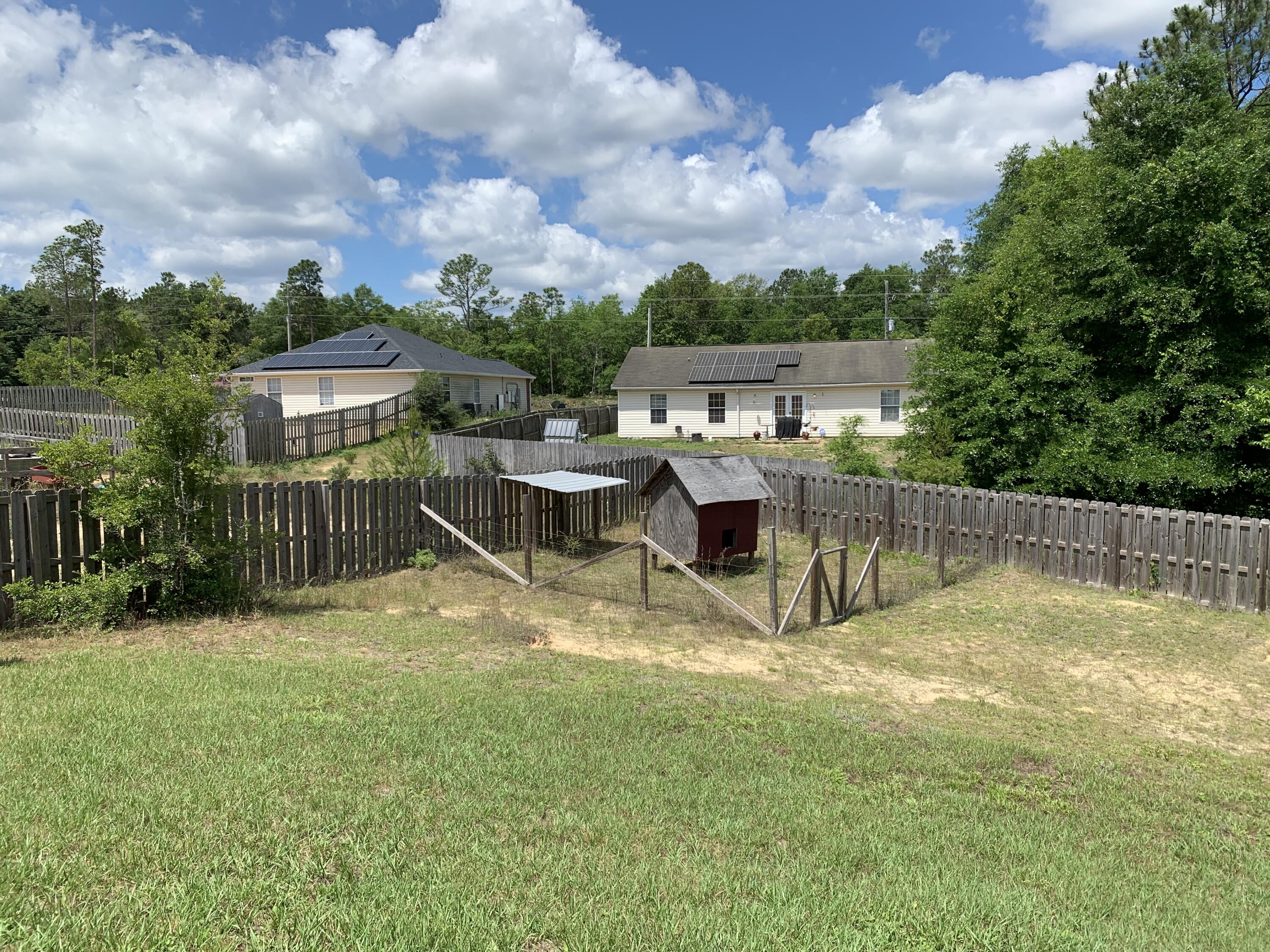 THE PINES - Residential