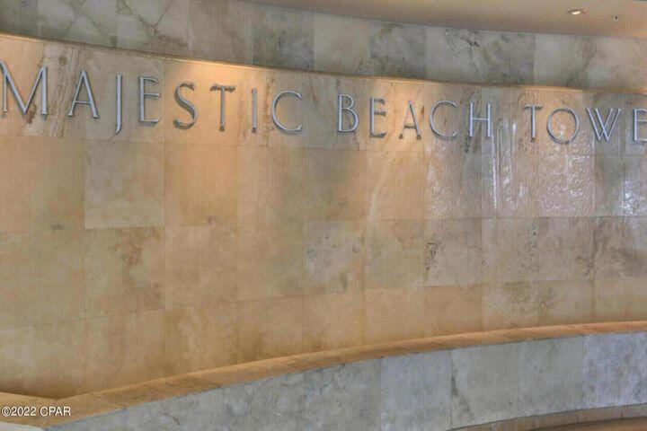 MAJESTIC BEACH TOWERS I - Residential