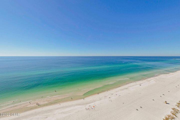 MAJESTIC BEACH TOWERS I - Residential