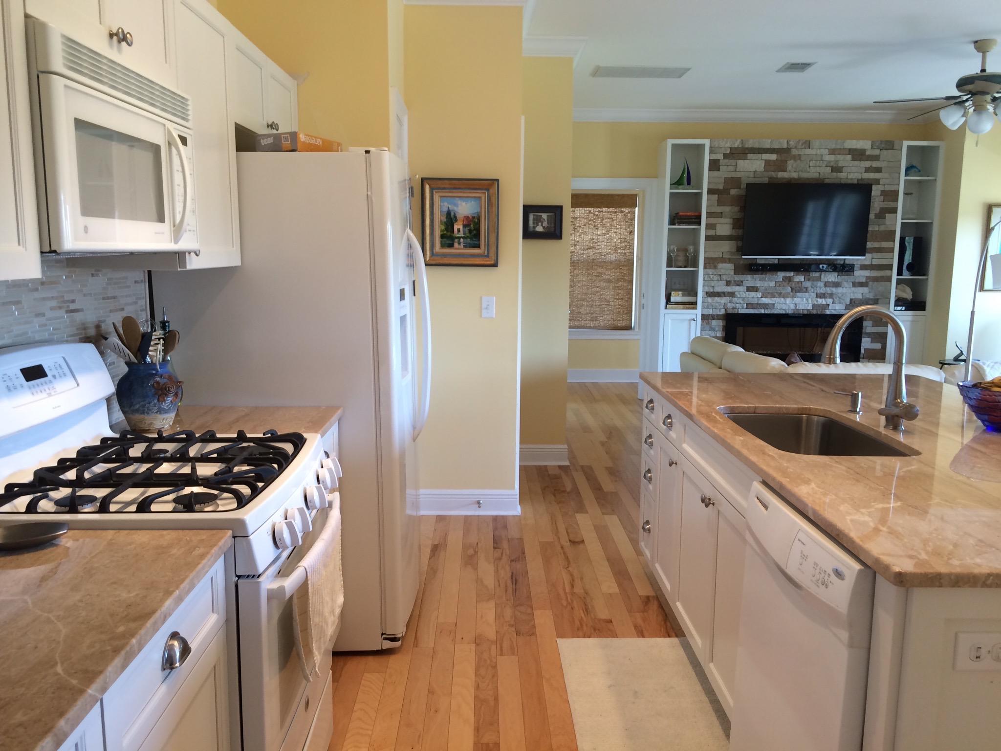 TRANQUIL SHORES - Residential