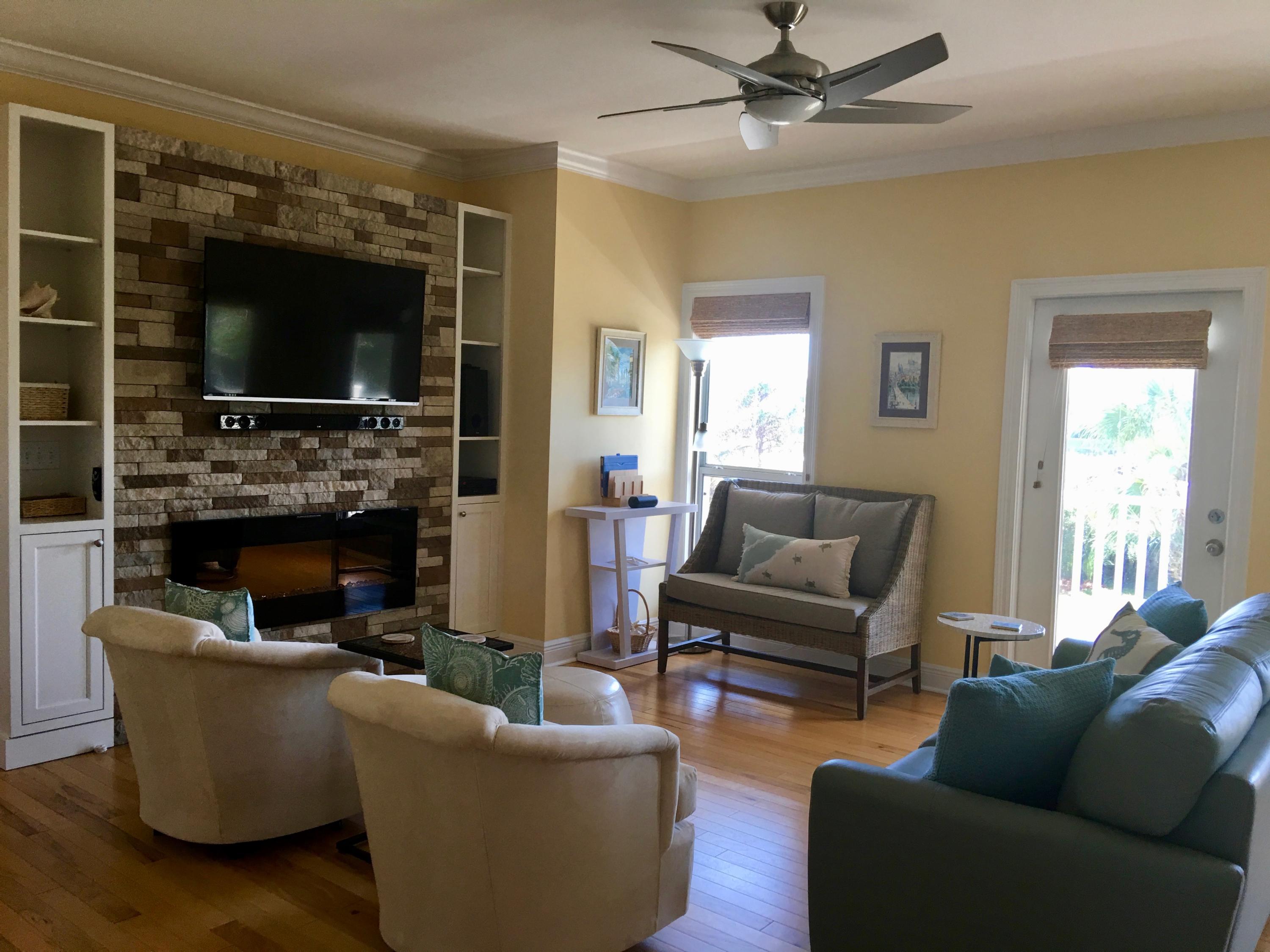 TRANQUIL SHORES - Residential