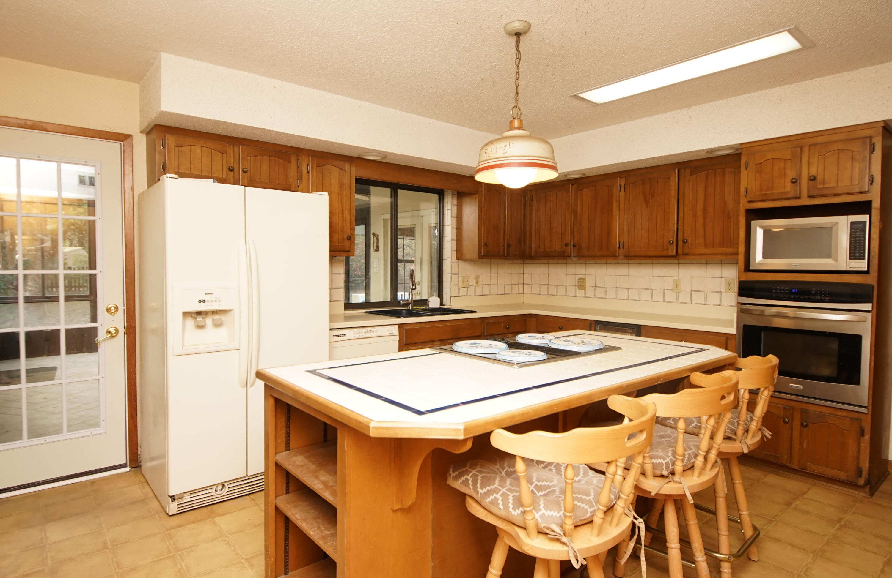 LIDO VILLAGE - Residential