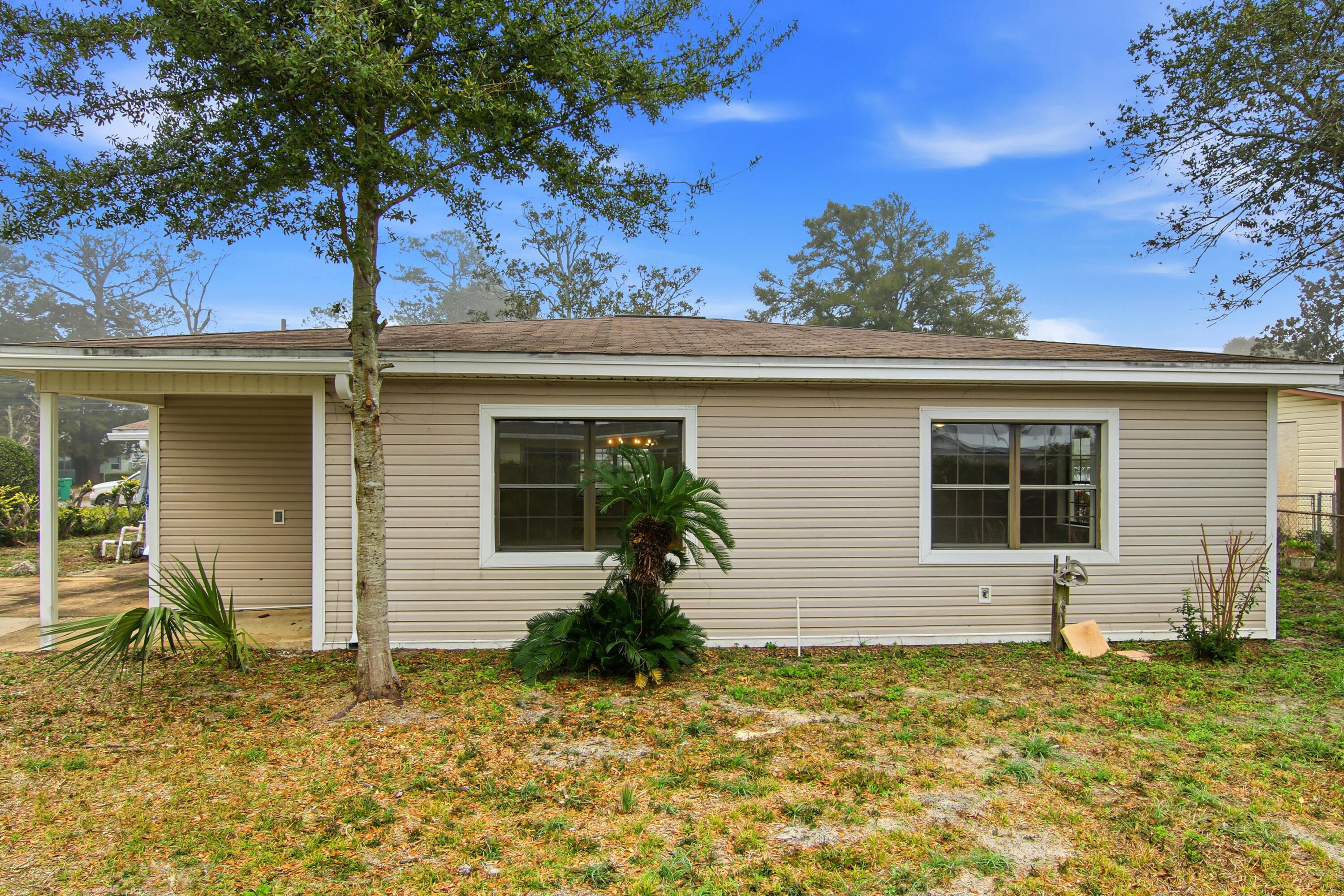 OAK TREE PARK - Residential