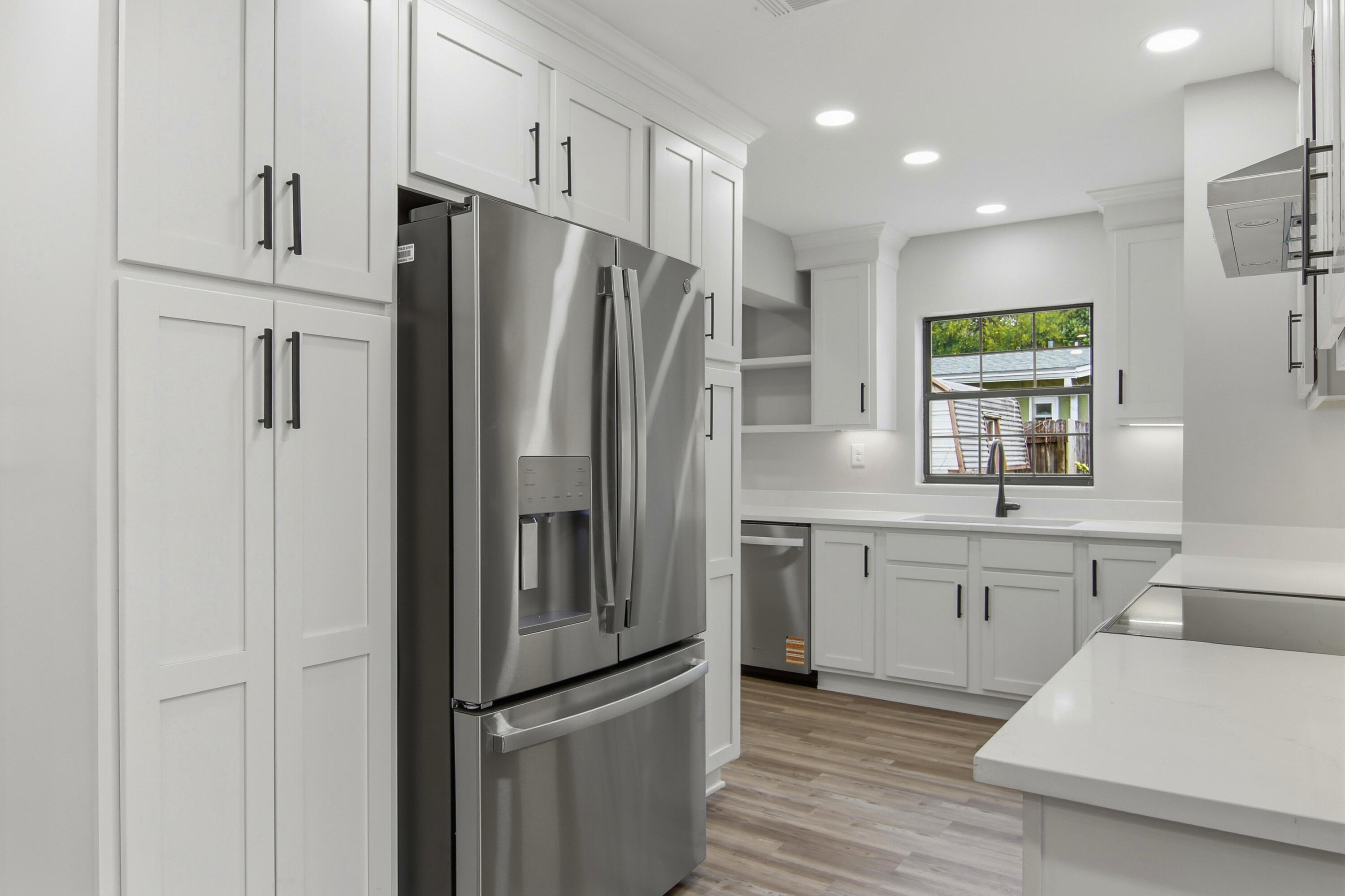 OAK TREE PARK - Residential