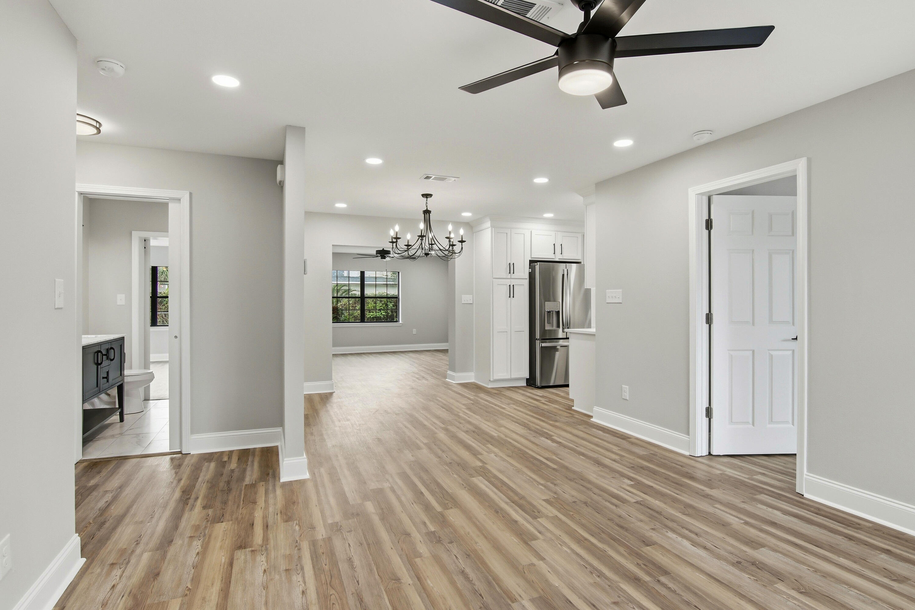 OAK TREE PARK - Residential