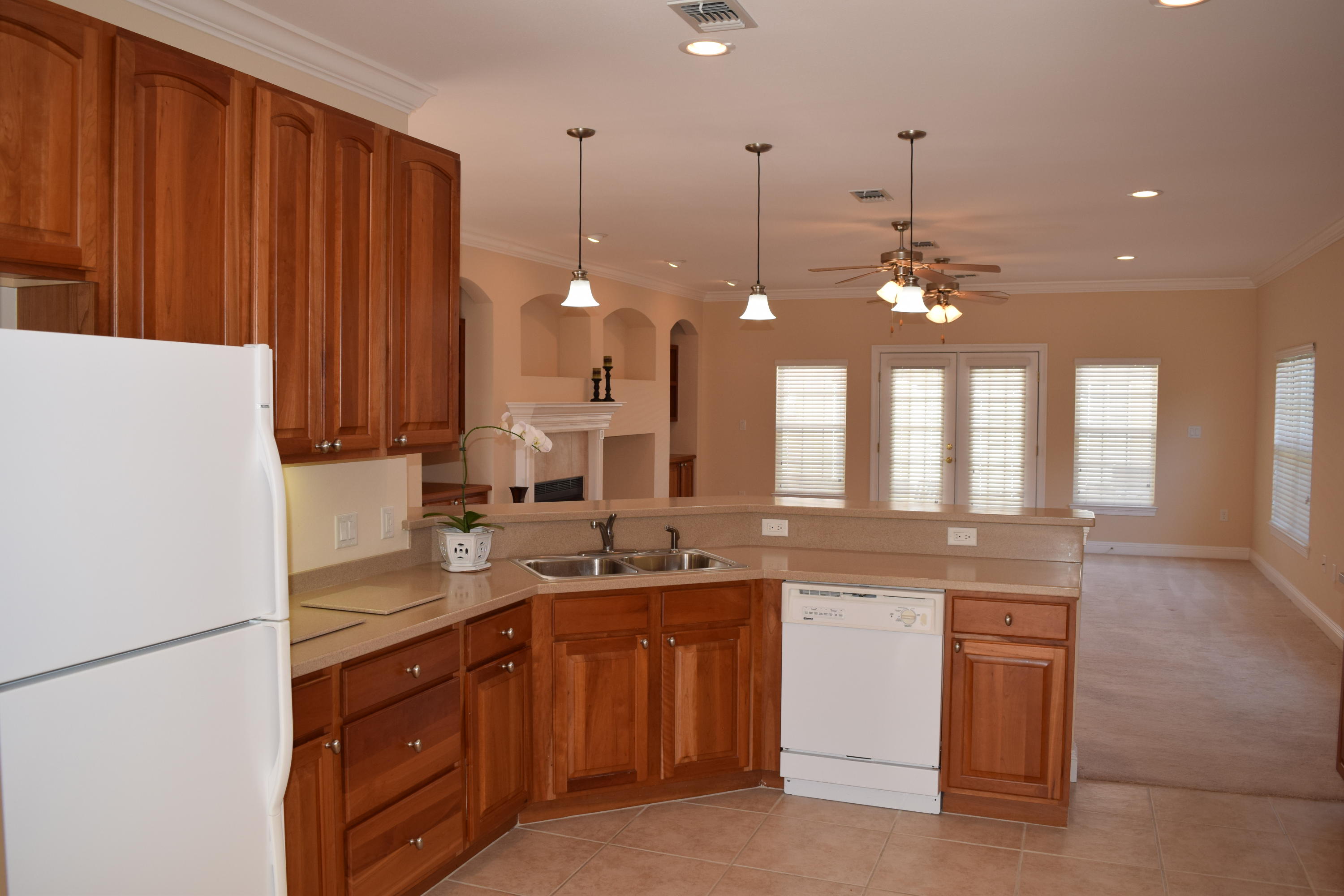 MEDITERRANEAN VILLAGE AT BLUEWATER BAY - Residential