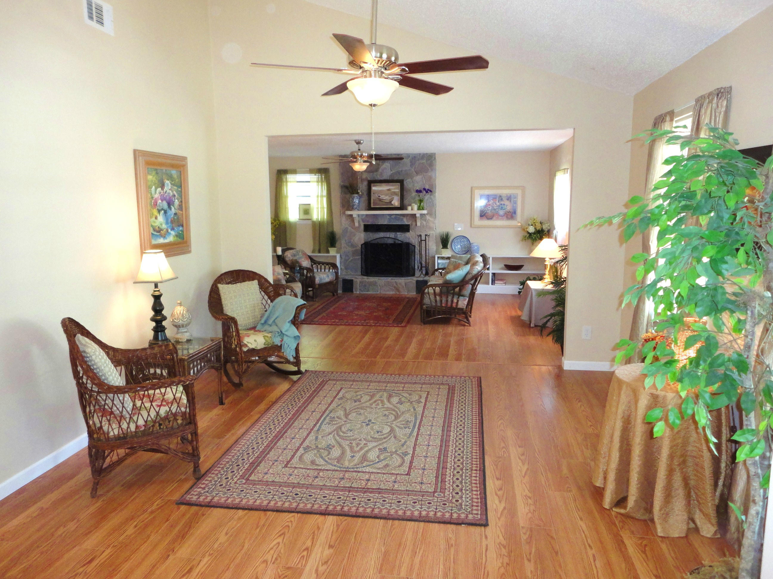 CREEKSIDE 1 - Residential